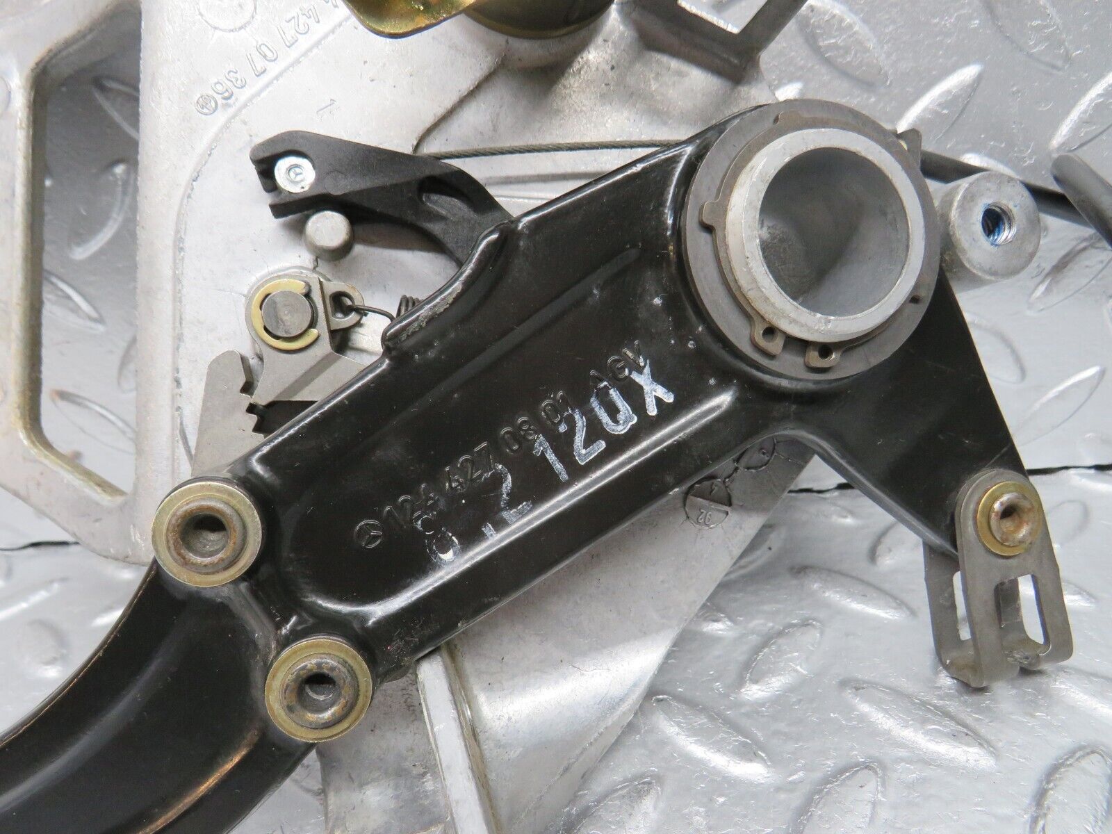 30437 Mercedes-Benz W124 230E Parking Brake Pedal 1244270736 1244270801