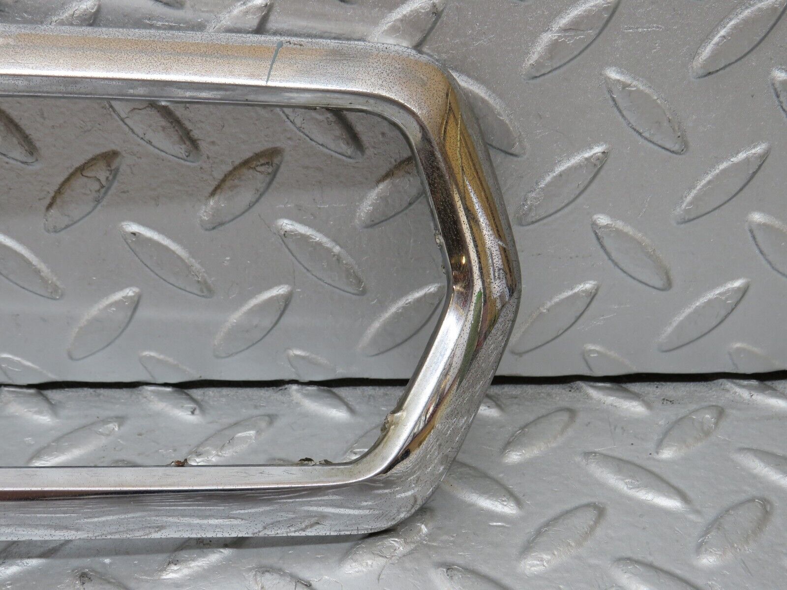 35751 Mercedes-Benz W108 Tail Light Chrome Frame Left 1088260159