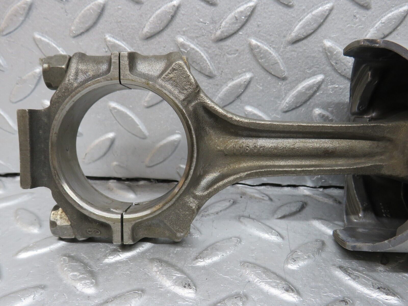 37625 Mercedes-Benz W109 300SEL Piston With Connecting Rod 91.5 mm