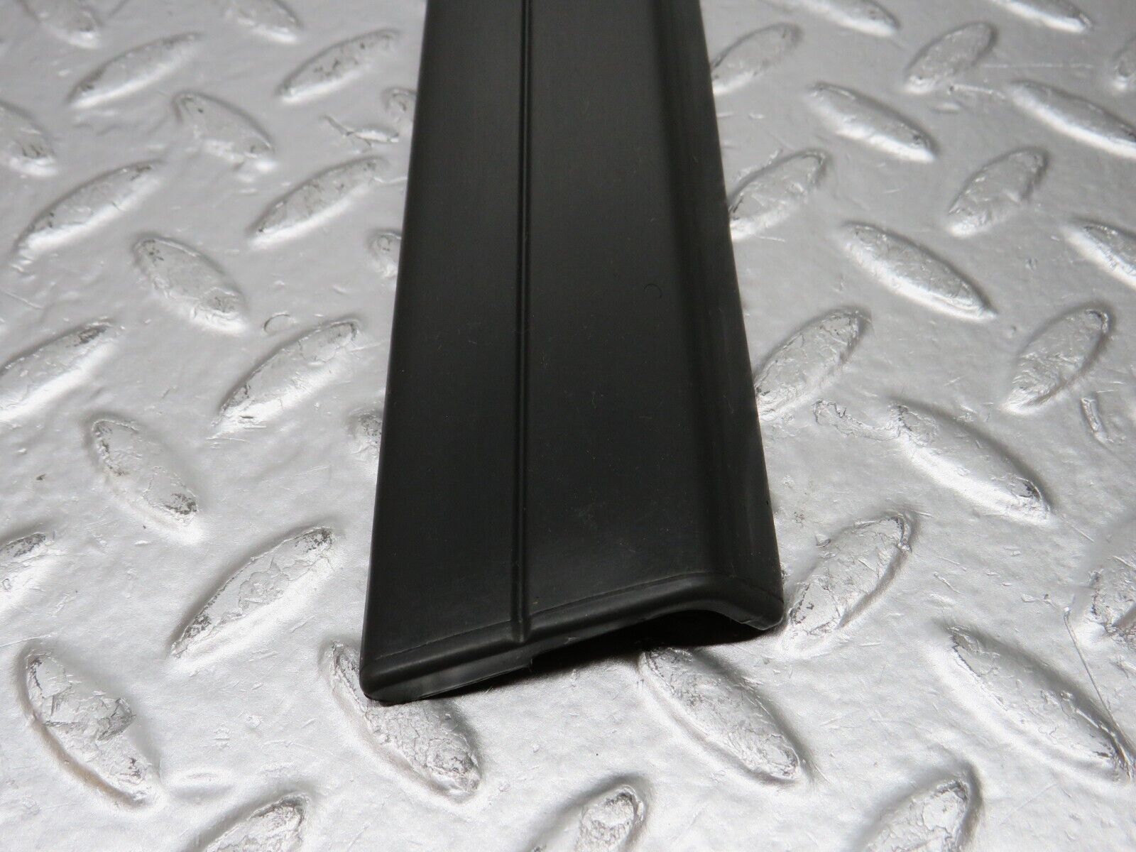 33850 Mercedes-Benz W201 190E 2.0L Rear Left Door Lower Moulding Trim