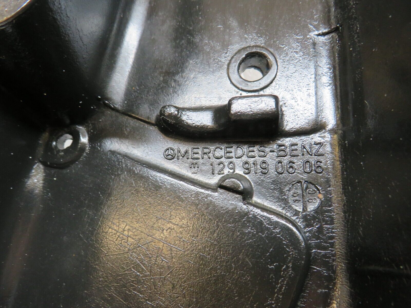 36836 Mercedes-Benz R129 300SL-24 Front Left Seat Backrest Frame 1299190606