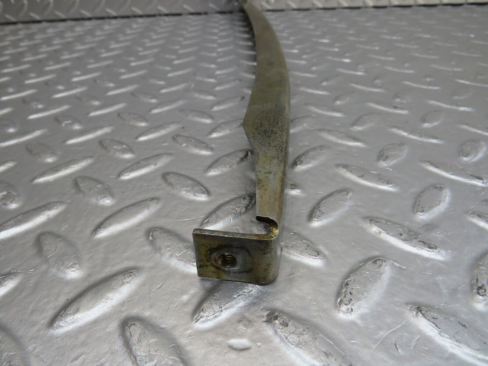 34303 Mercedes-Benz C126 380SEC Coupe Front Left Door Window Channel