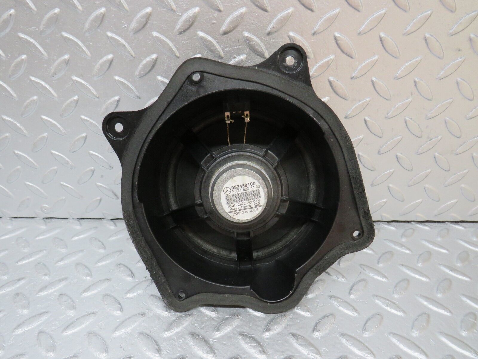 35227 Mercedes-Benz W221 Rear Left Door Loudspeaker 2218203102