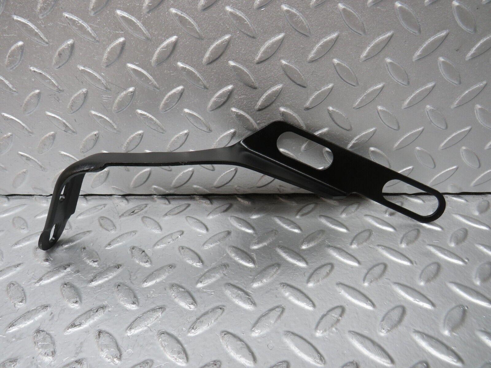 35029 Mercedes-Benz W210 320E Exhaust Bracket 2104925341