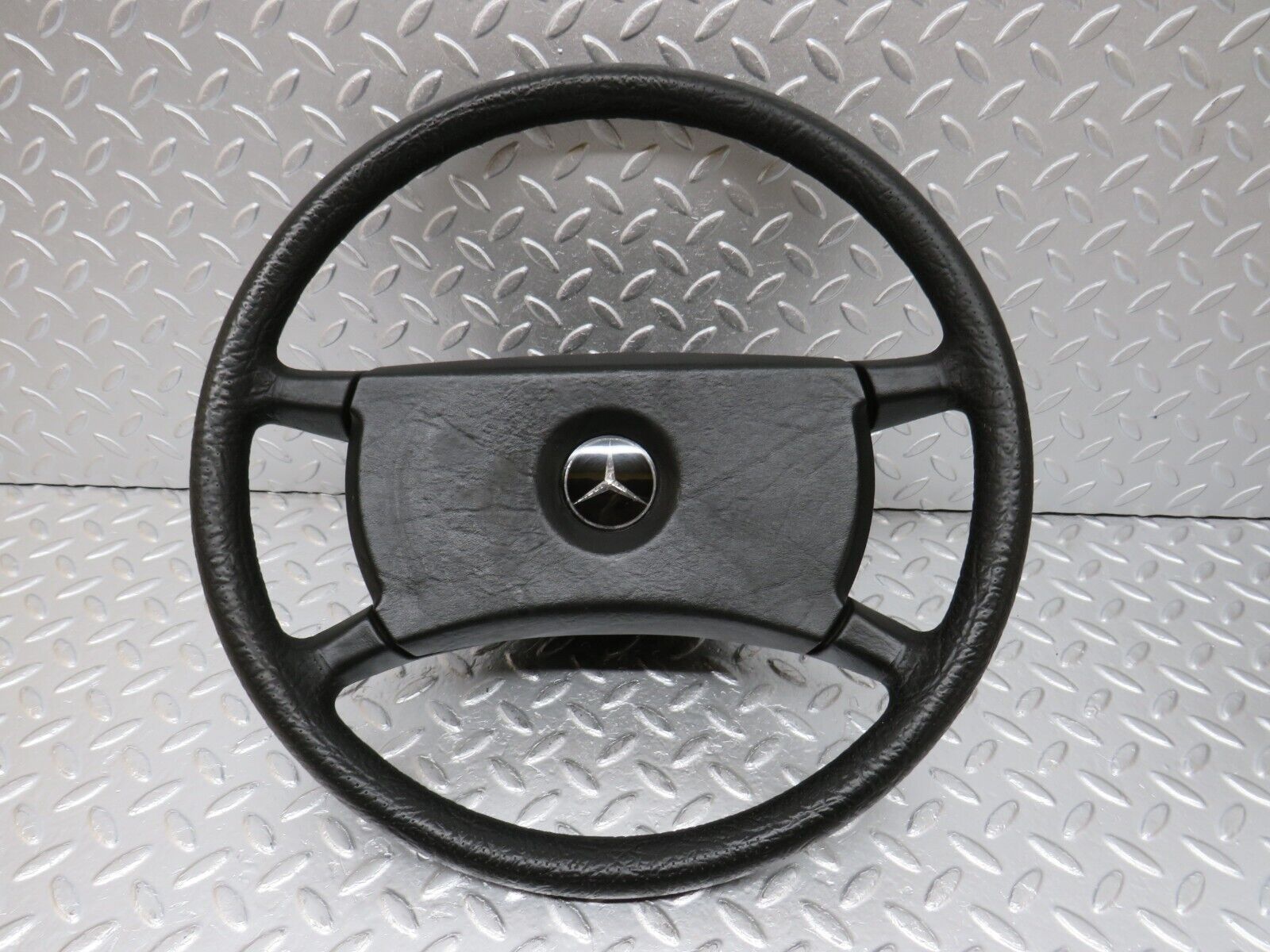 34340 Mercedes-Benz C126 380SEC Coupe Steering Wheel 1264640017