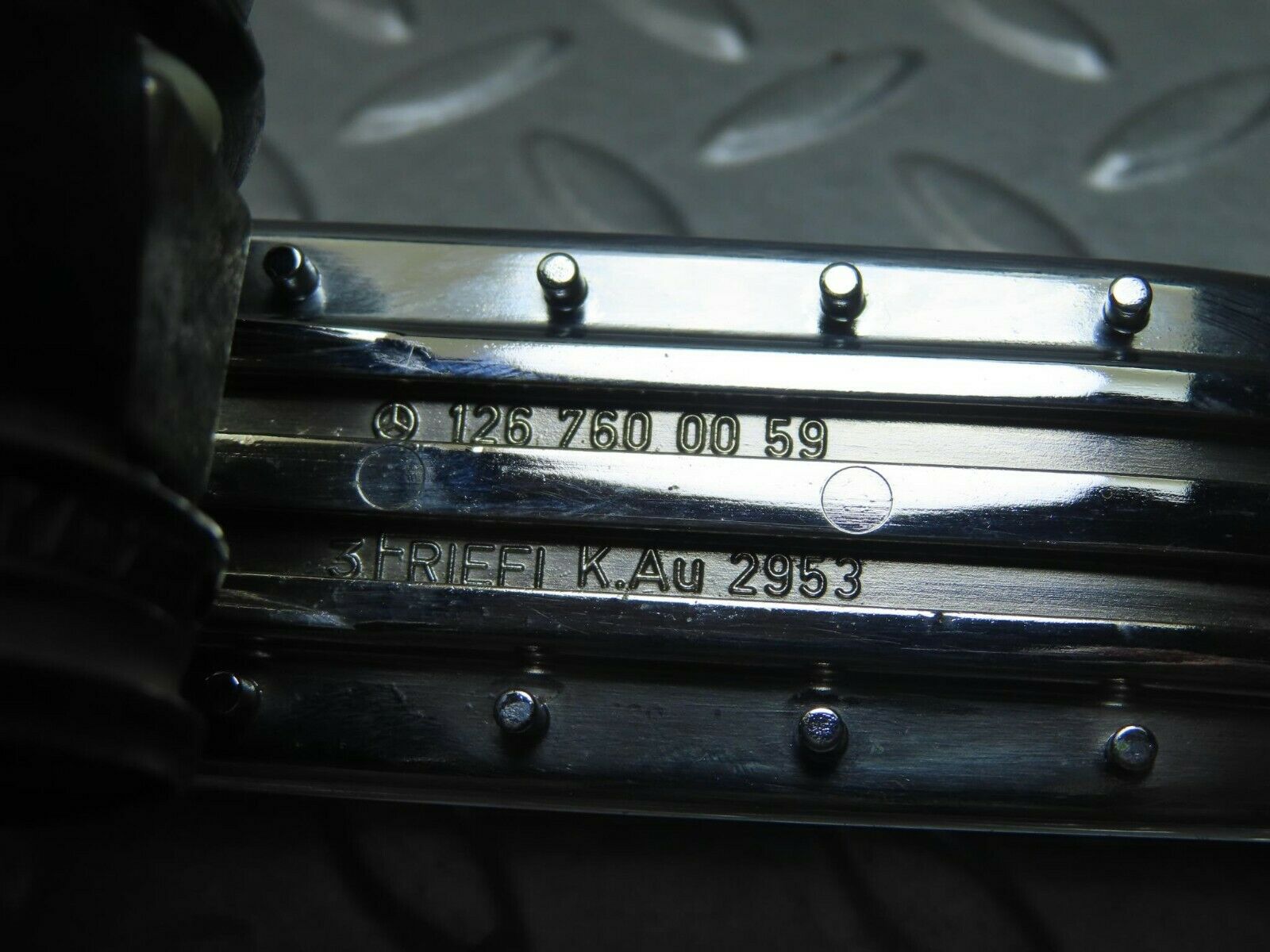 8761 Mercedes-Benz W126 Exterior Door Handle Rear 1267600059