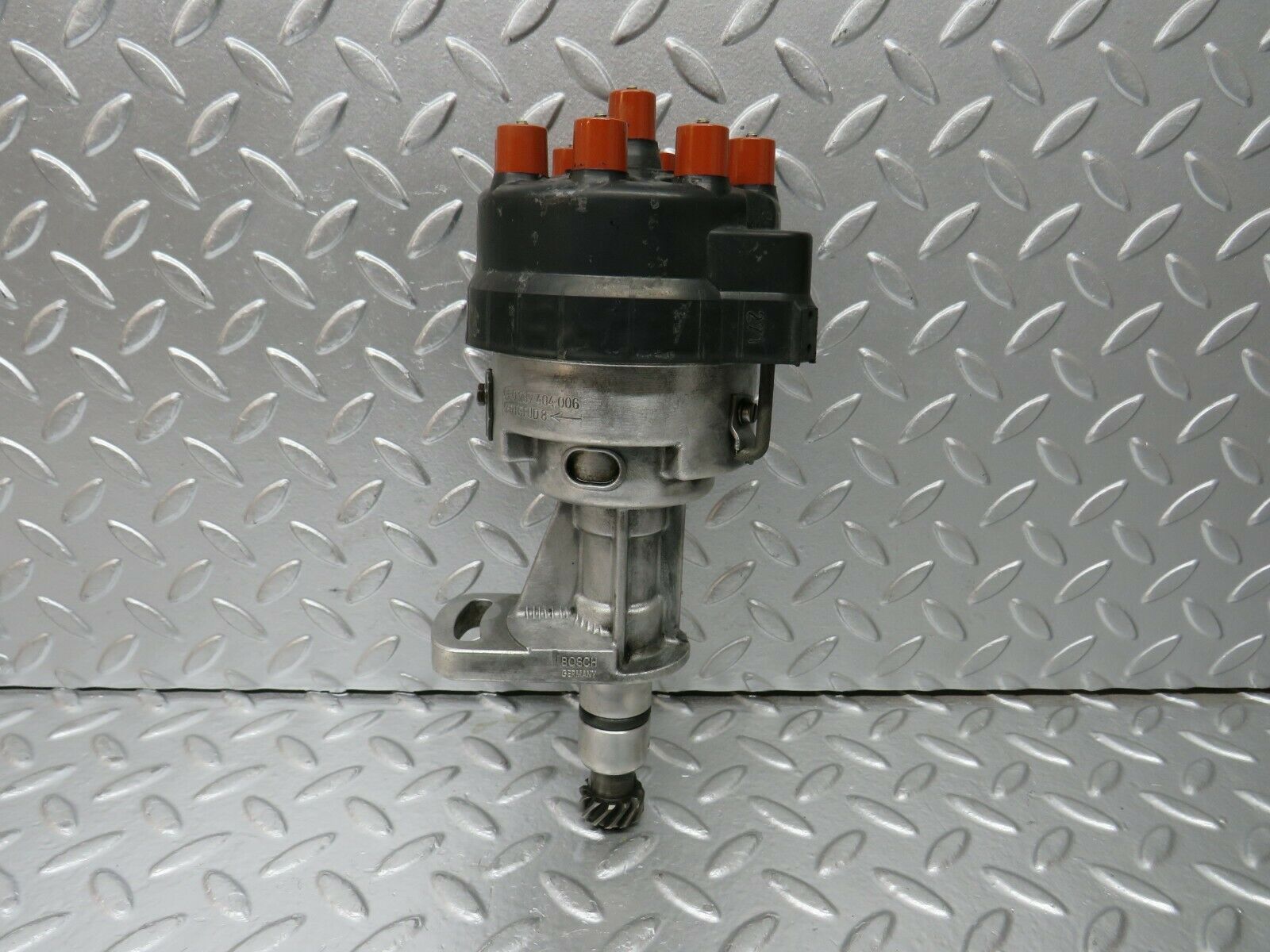 23913 Mercedes-Benz C107 450SLC Coupe Ignition Distributor 0237404006