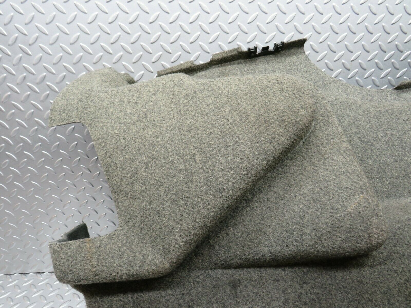 22395 Mercedes-Benz C124 E220 Coupe Trunk Boot Cover Panel Right Side