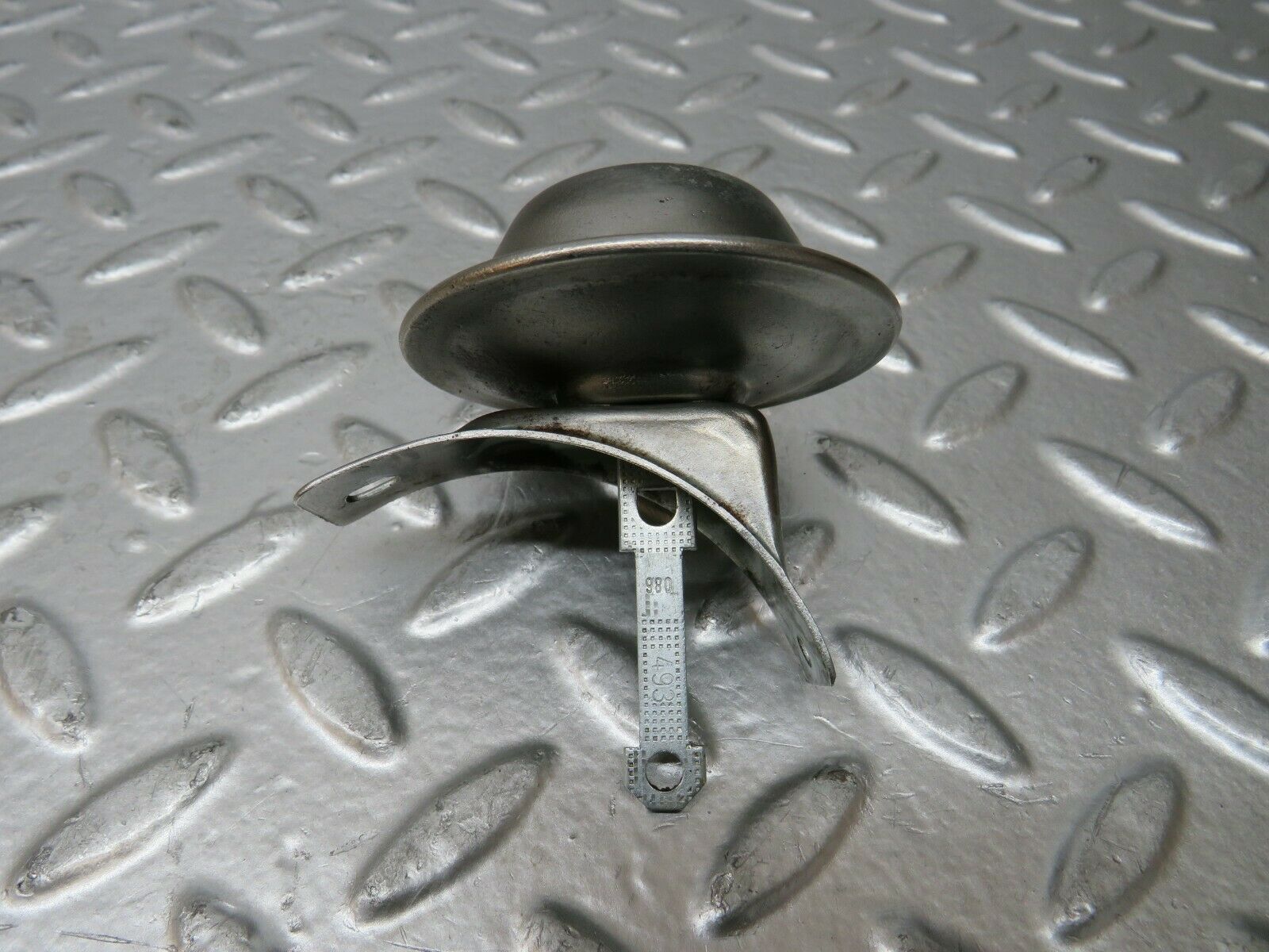 23612 Mercedes-Benz W114 280E Ignition Distributor Vacuum Control Valve