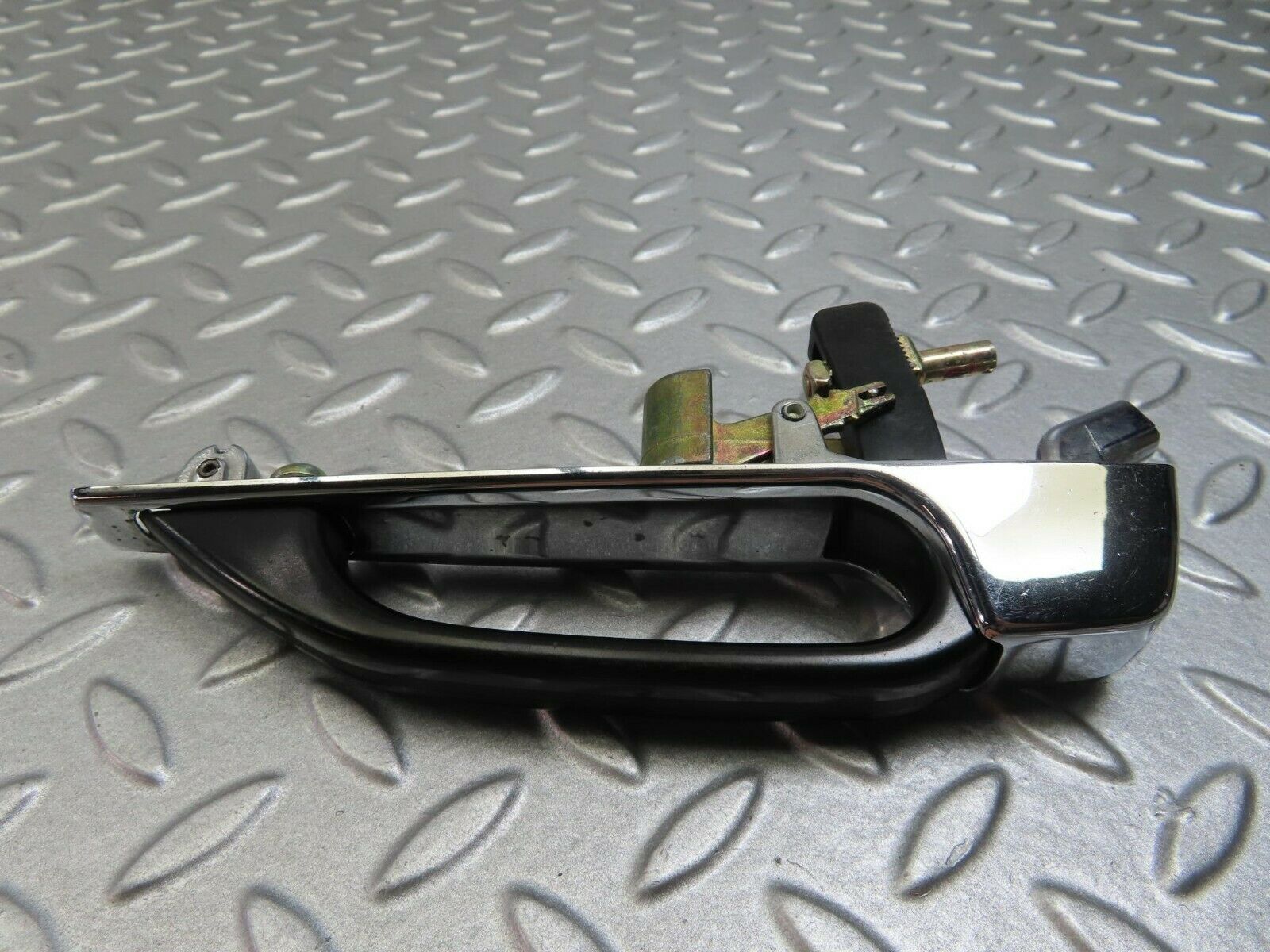 8240 Mercedes-Benz W123 Exterior Chrome Door Handle Rear Right 1237600359