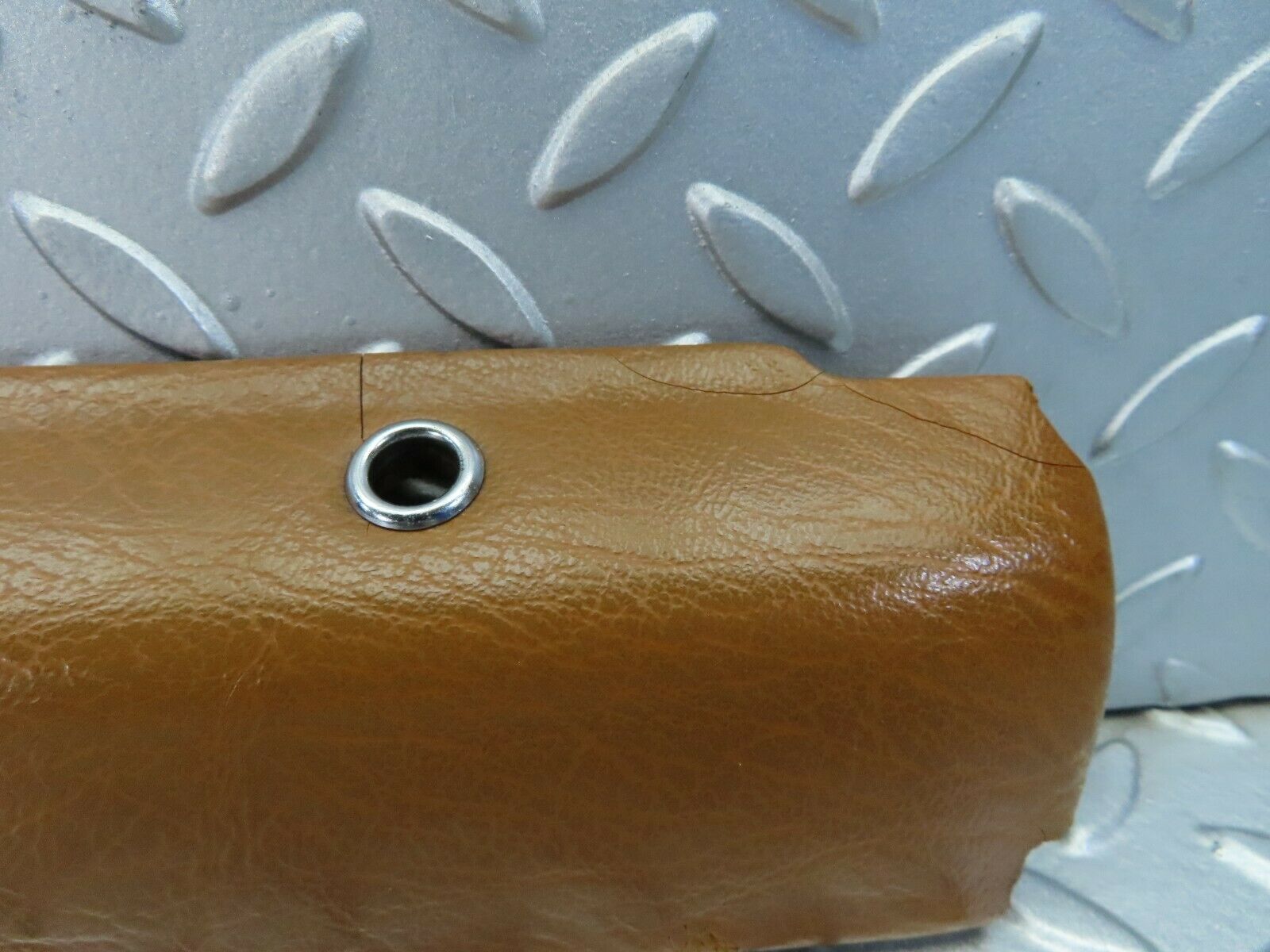 7838 Mercedes-Benz W115 220D Front Right Upper Door Panel