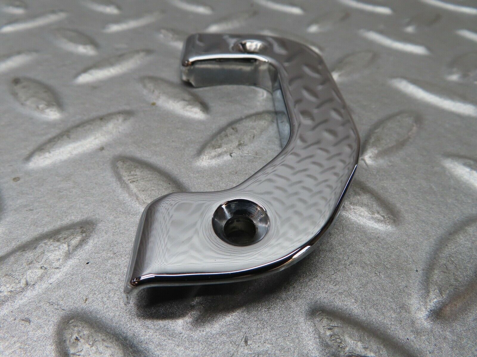 17546 Mercedes-Benz W116 450SEL Right Door Interior Chrome Latch Trim