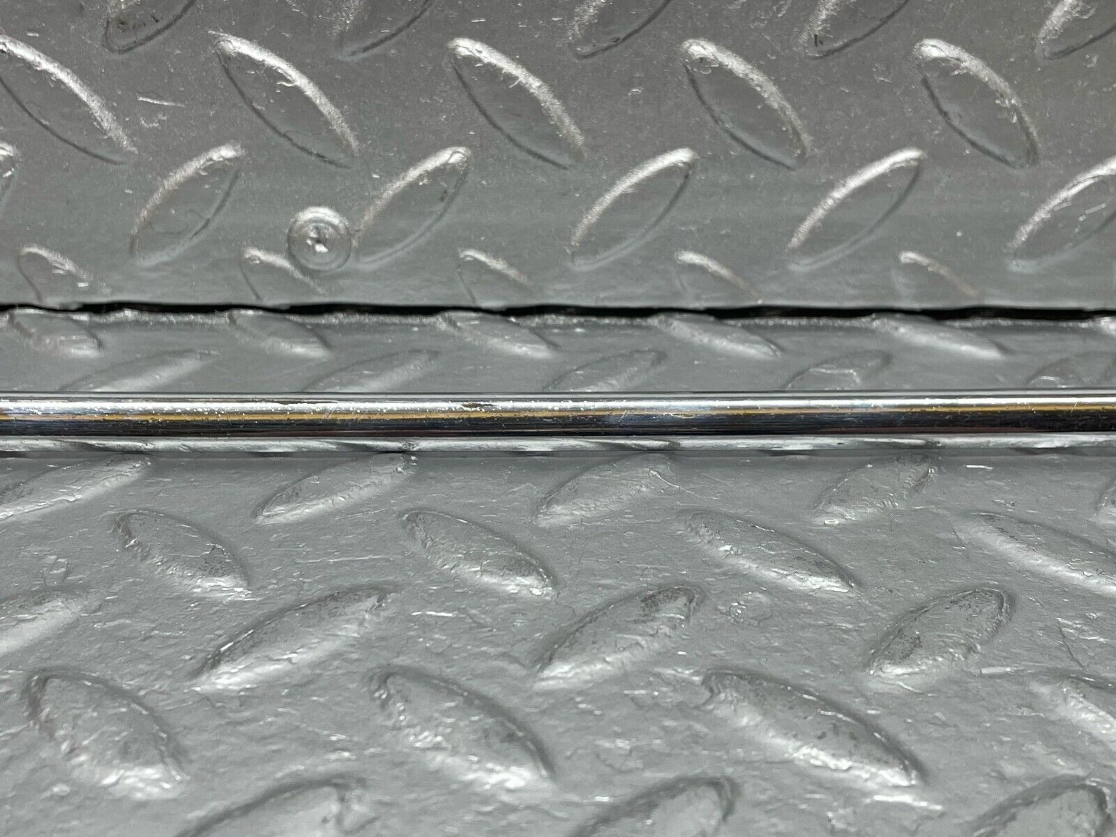 40251 Mercedes-Benz W120 180D Ponton Rear Windshield Bottom Chrome