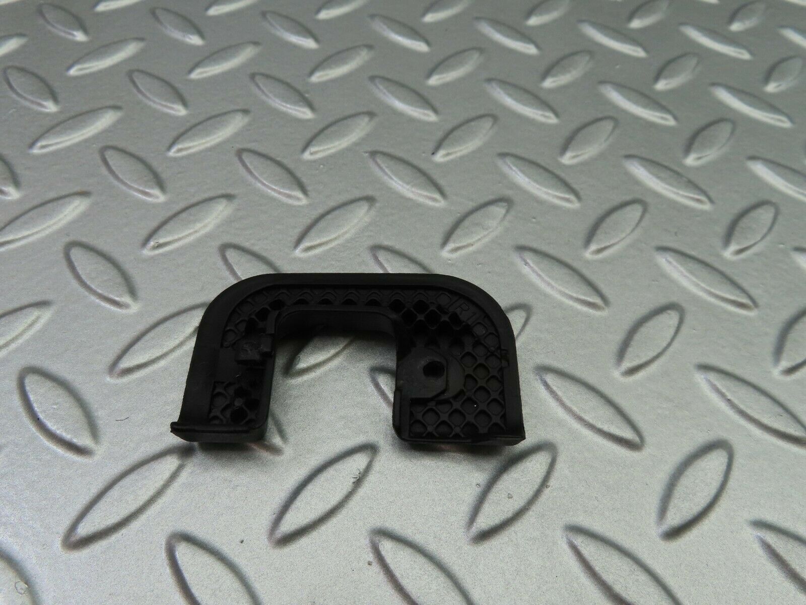 6437 Mercedes-Benz S124 E220 Wagon Right Interior Door Latch Trim