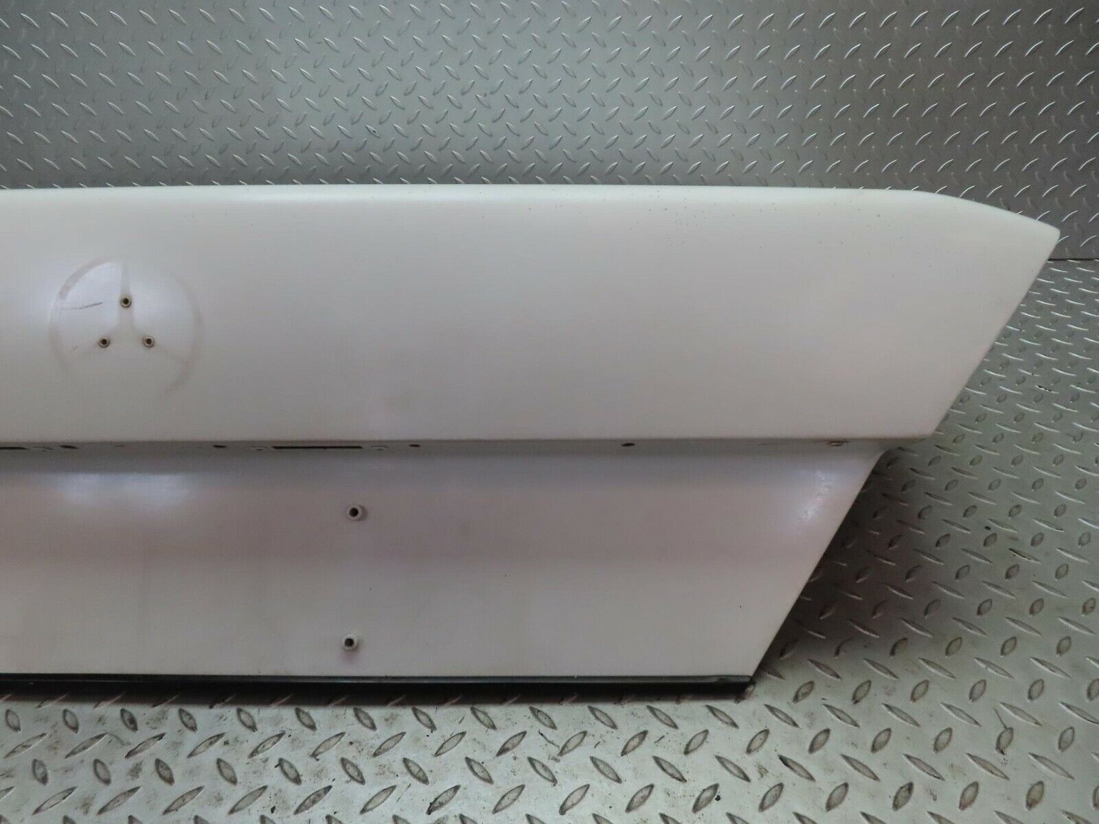 16515 Mercedes-Benz W124 260E Boot Lid Trunk Door