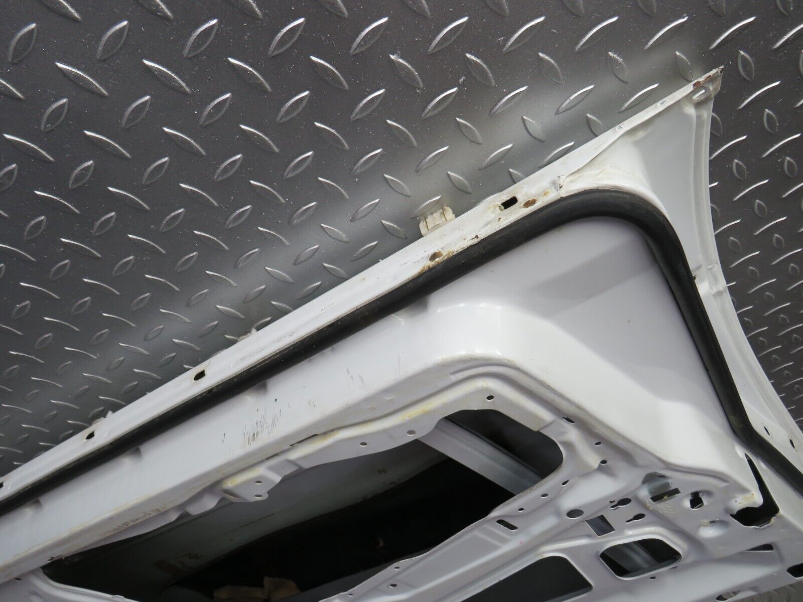 30246 Mercedes-Benz W124 230E Front Left Door