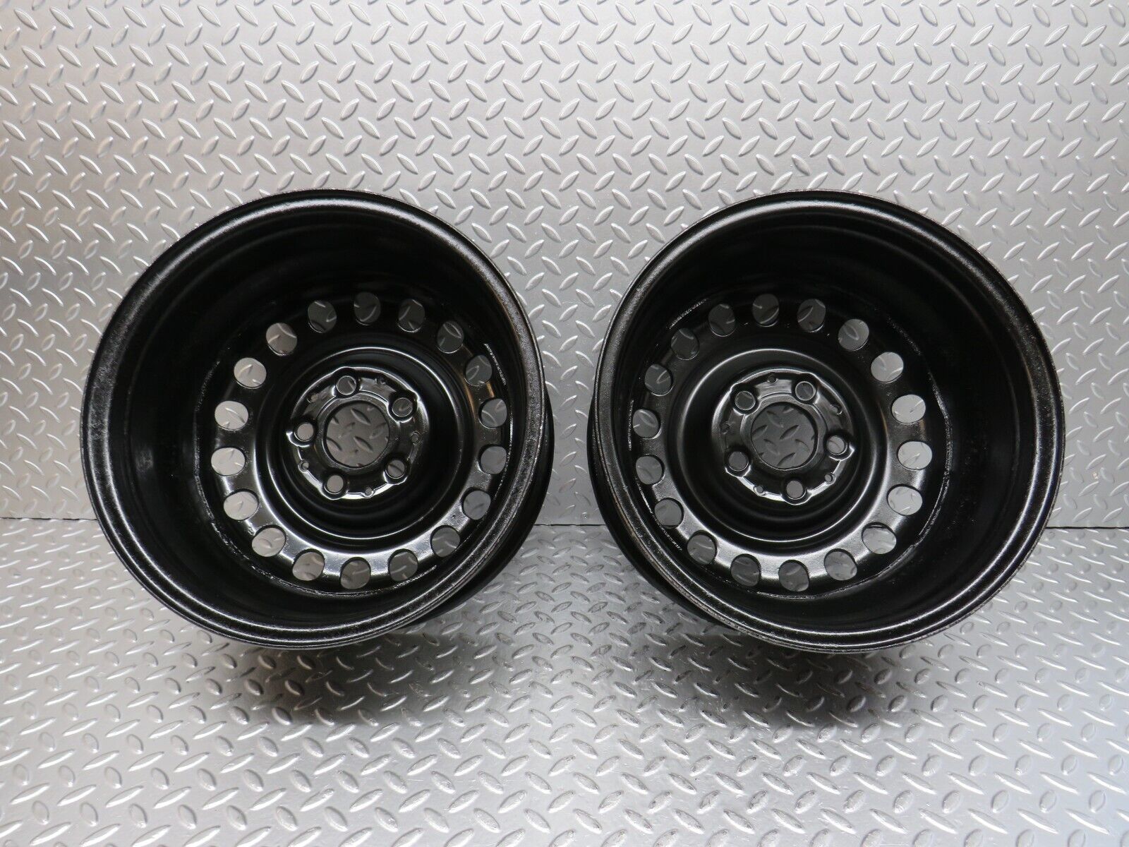 31607 Mercedes-Benz Steel Wheel Set 6Jx15H2 ET49 1244001202