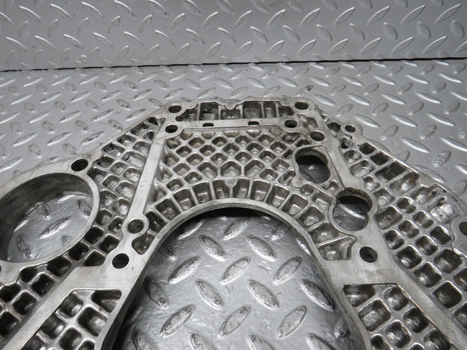 32918 Mercedes-Benz W123 300D Gearbox Flange 1100111545