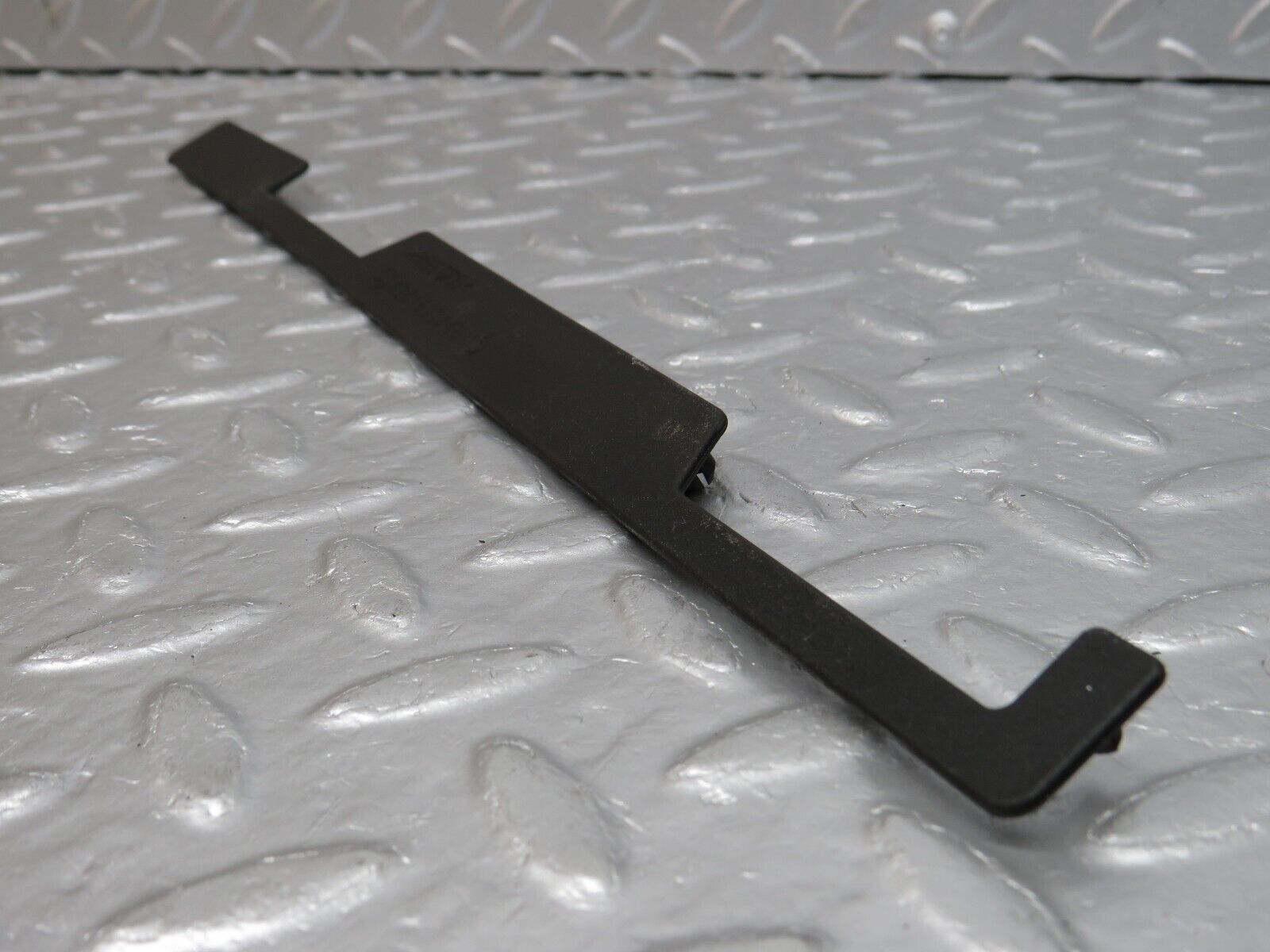 39763 Mercedes-Benz R129 320SL Coupe Ignition Cover 1041590746