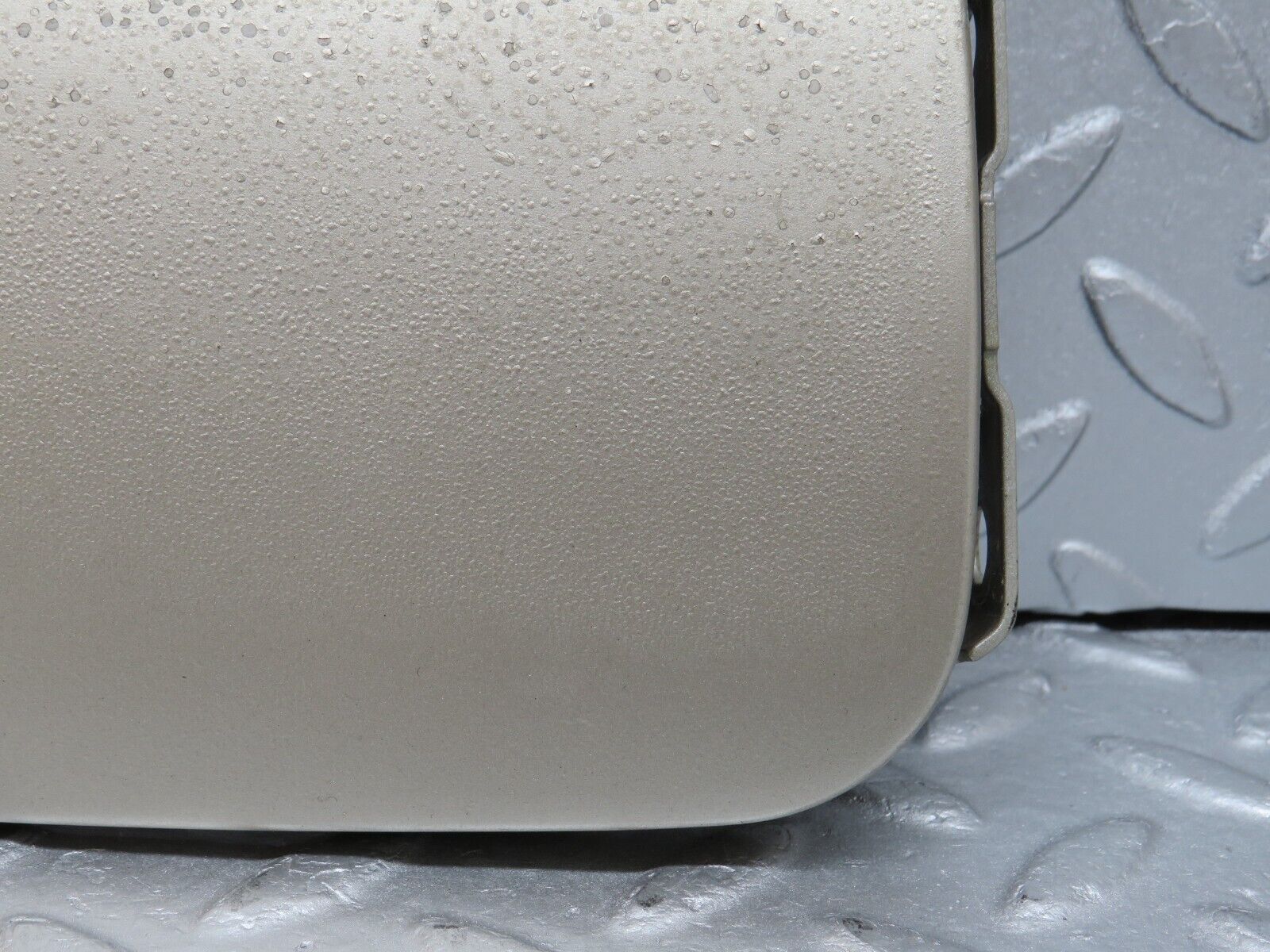 36548 Mercedes-Benz W201 190E 2.0L Fuel Tank Flap Cap 2015842839