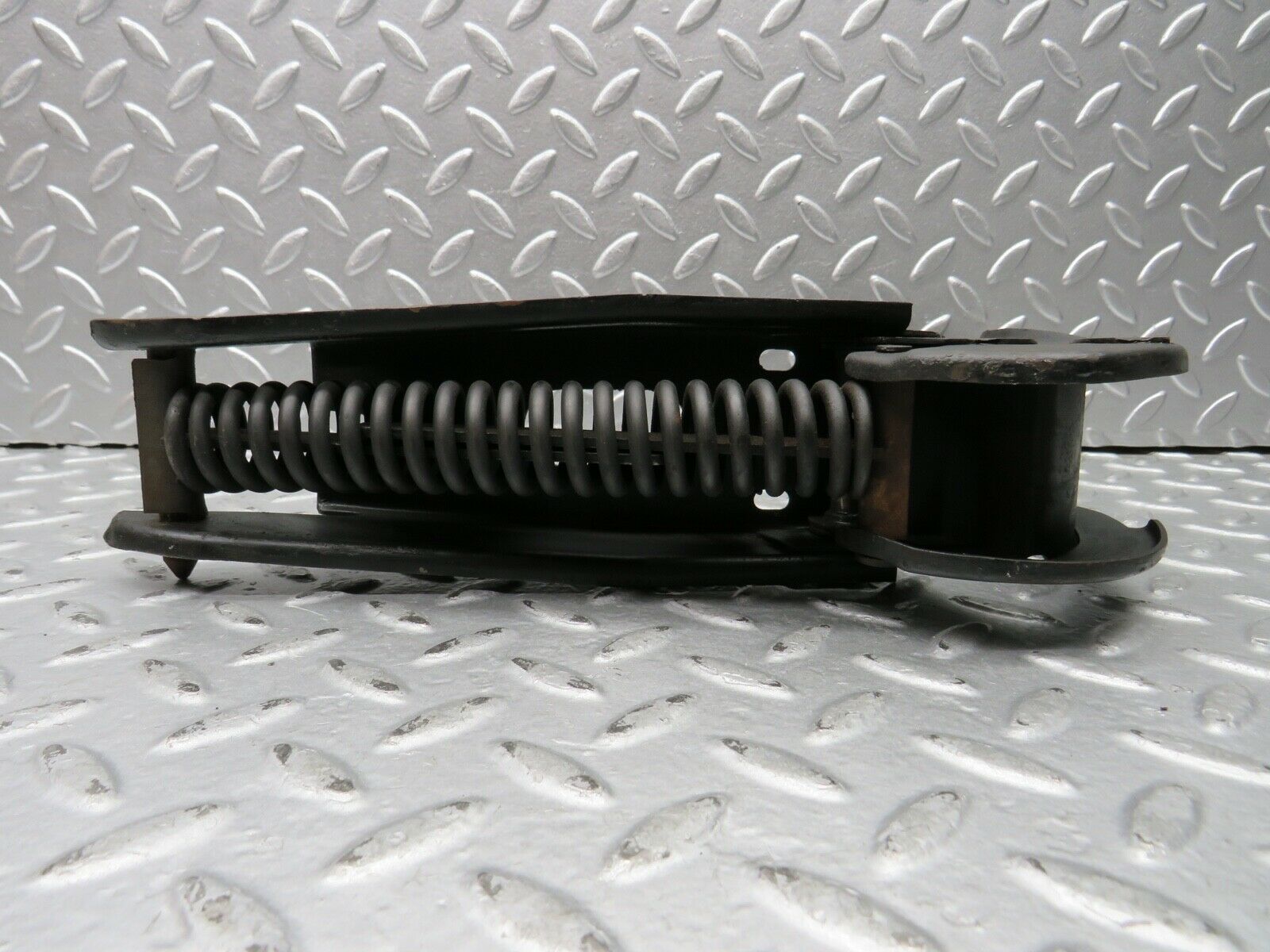 21916 Mercedes-Benz W121 190b Ponton Trunk Hinge With Spring