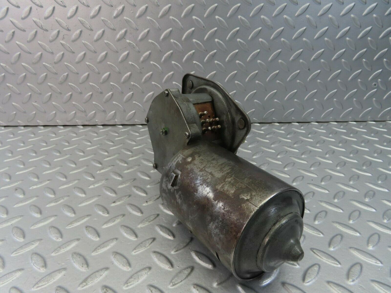 8938 Mercedes-Benz W108 Wiper Motor Bosch