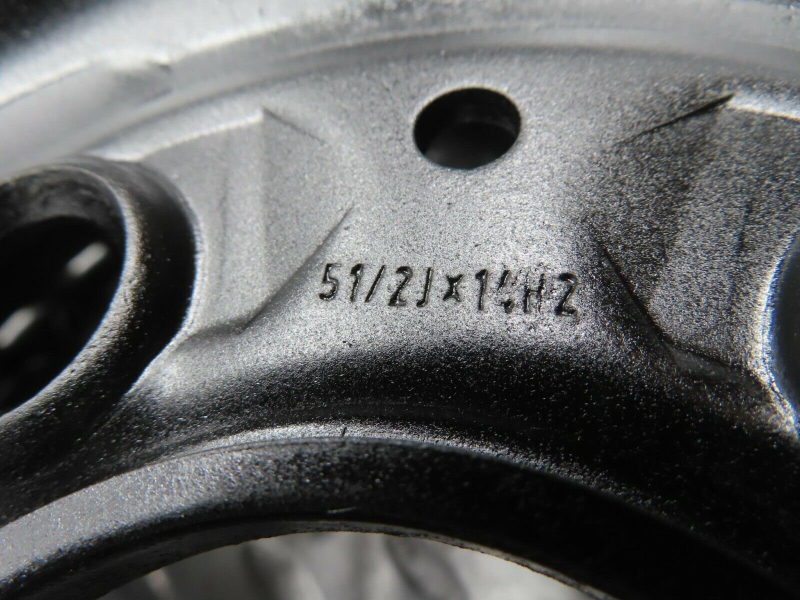 13322 Mercedes-Benz Steel Wheel 5.5Jx14H2 ET30 5x112 1234000302