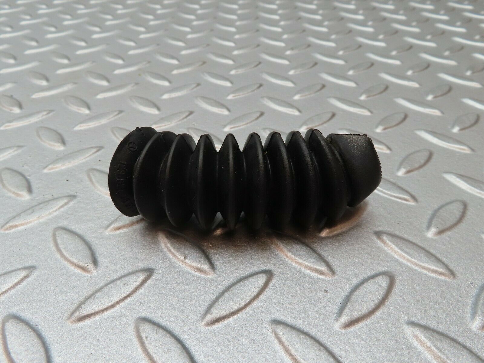 4096 Mercedes-Benz V123 240D LWB Cable Protector For Door 1238210697