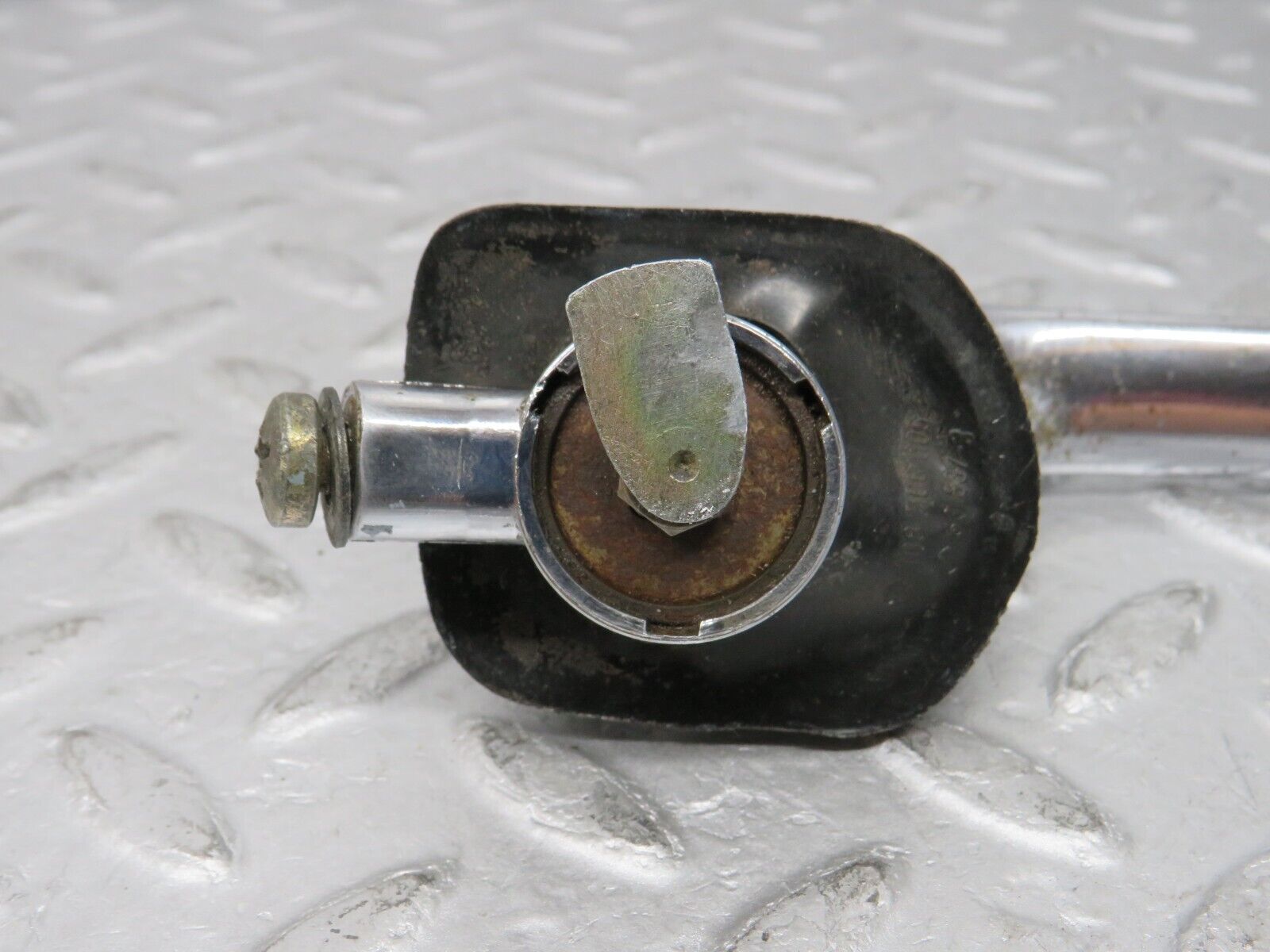 35740 Mercedes-Benz W108 Chrome Door Handle Rear Left 1087661102