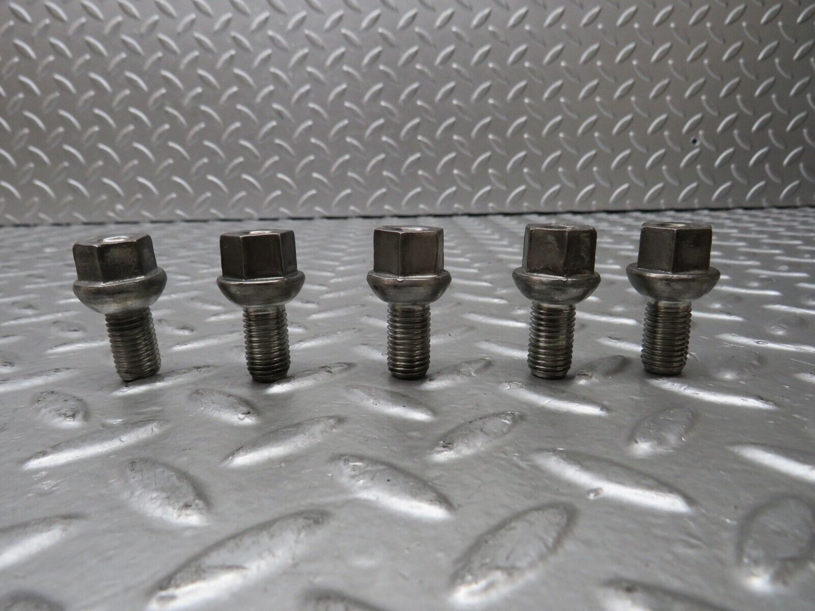 28888 Mercedes-Benz 5x Steel Wheel Lug Bolt M12x1.5