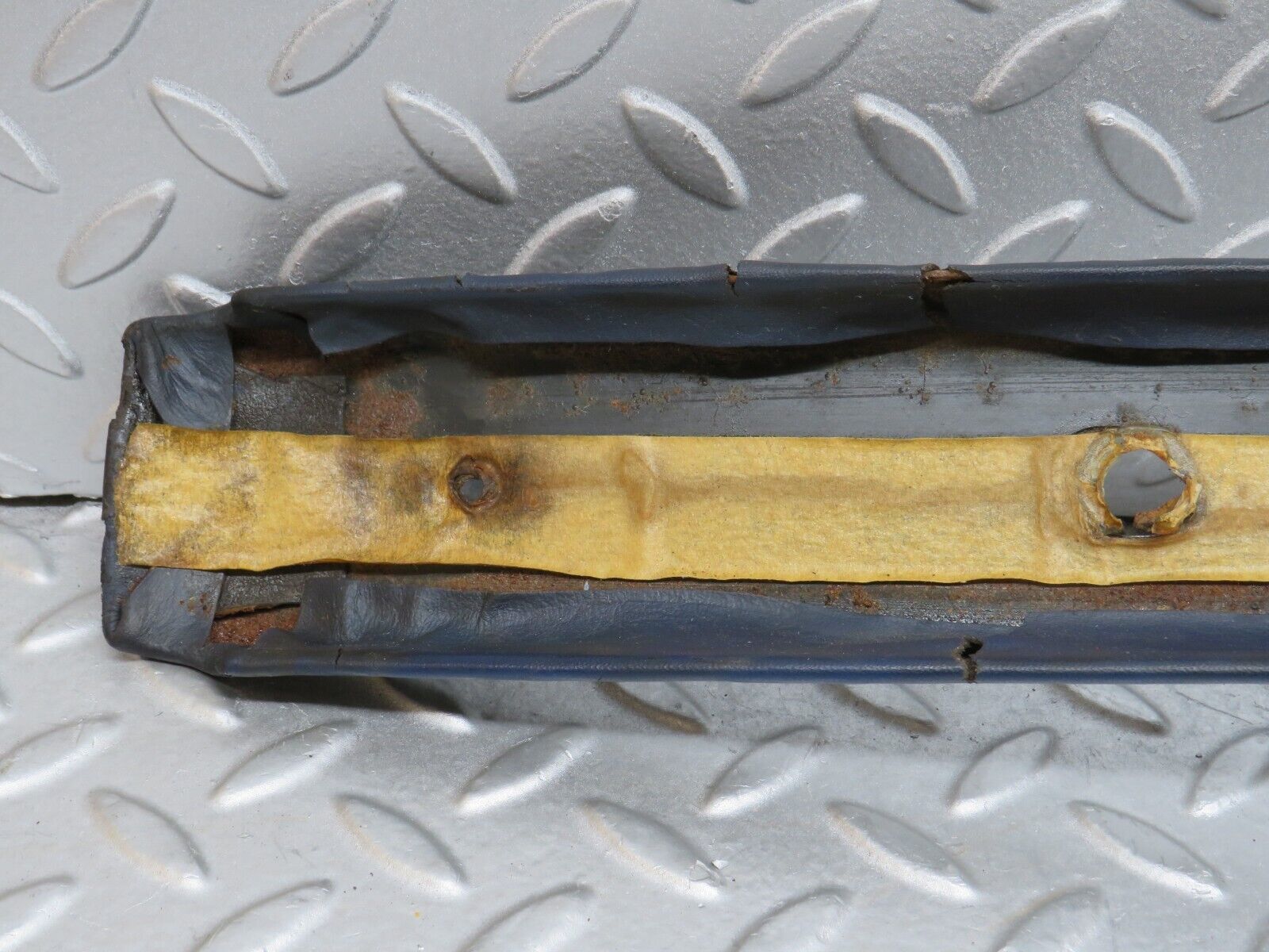 37334 Mercedes-Benz W109 300SEL B Pillar Cover Panel Right Side Blue