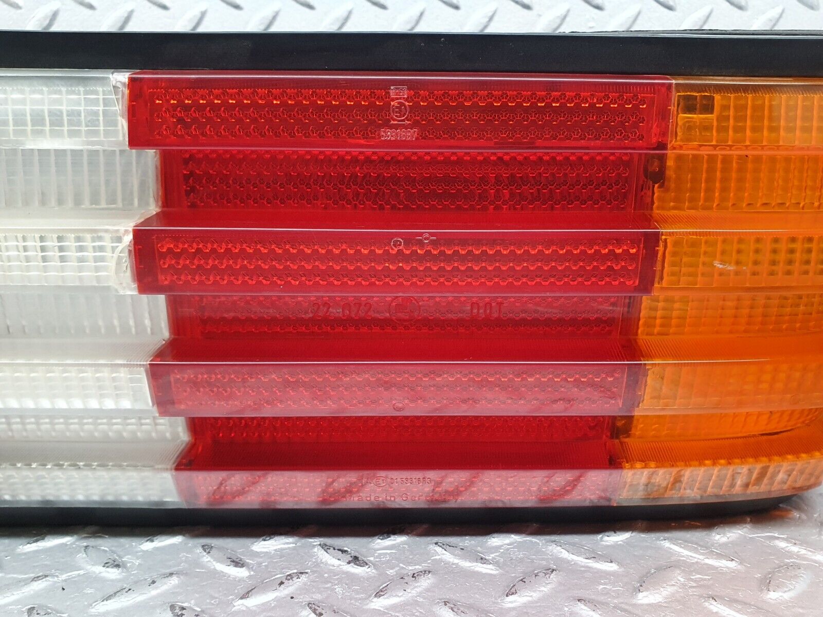 41162 Mercedes-Benz W126 300SE Tail Light & Bulb Holder Right Side