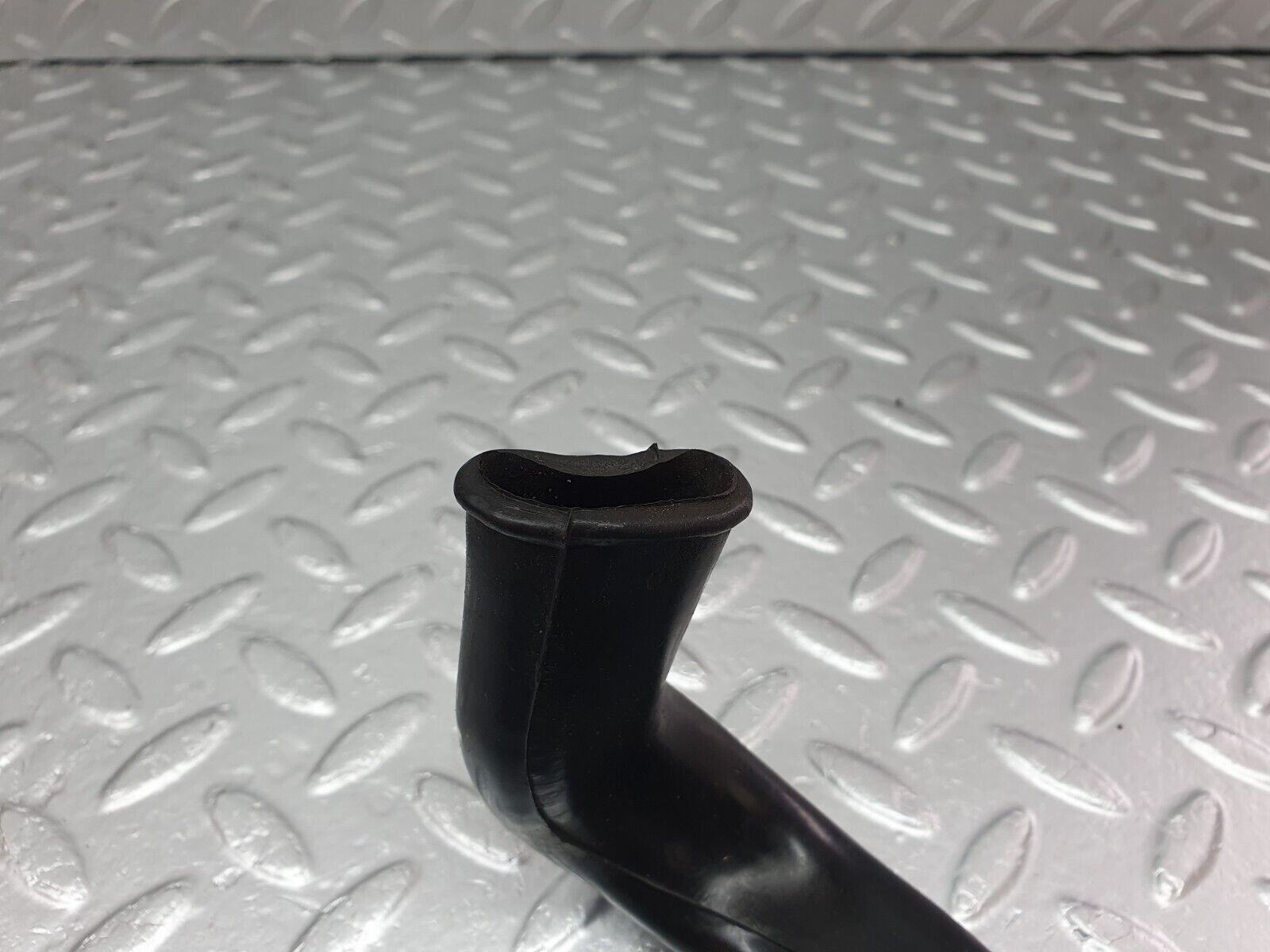 41576 Mercedes-Benz W124 200E Water Drain Hose Pair 1246280394 1246280194