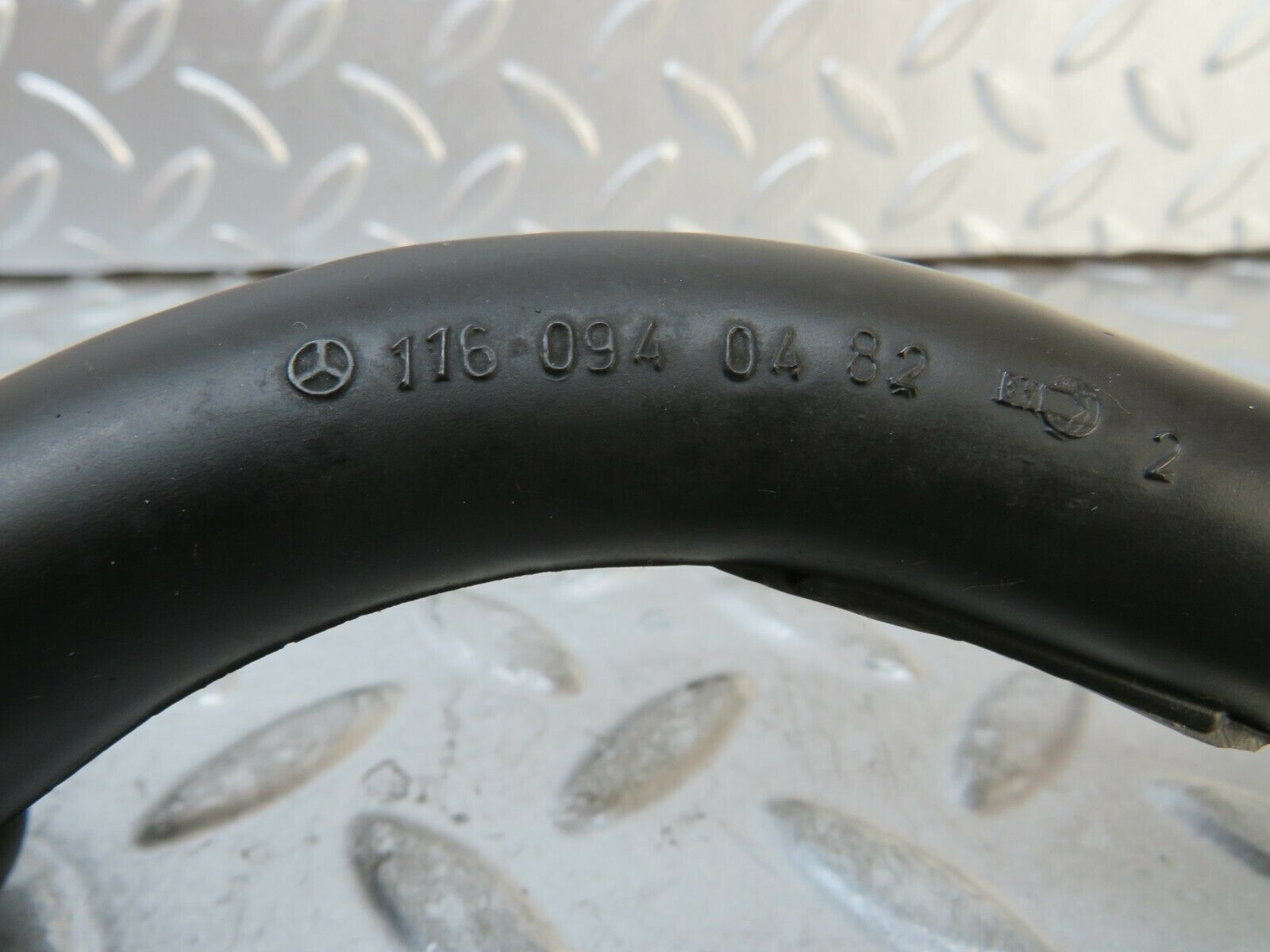 23859 Mercedes-Benz C107 450SLC Air Intake Breather Hose 1160940482 1160940682