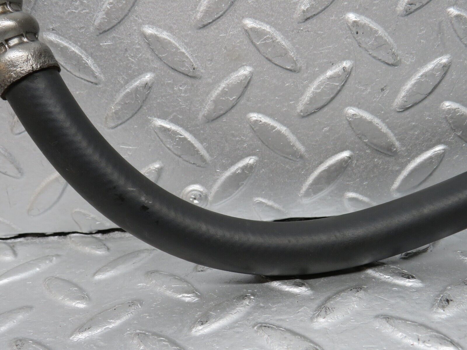 38158 Mercedes-Benz A124 320E Cabriolet Power Steering Hose Pipe 1244663581