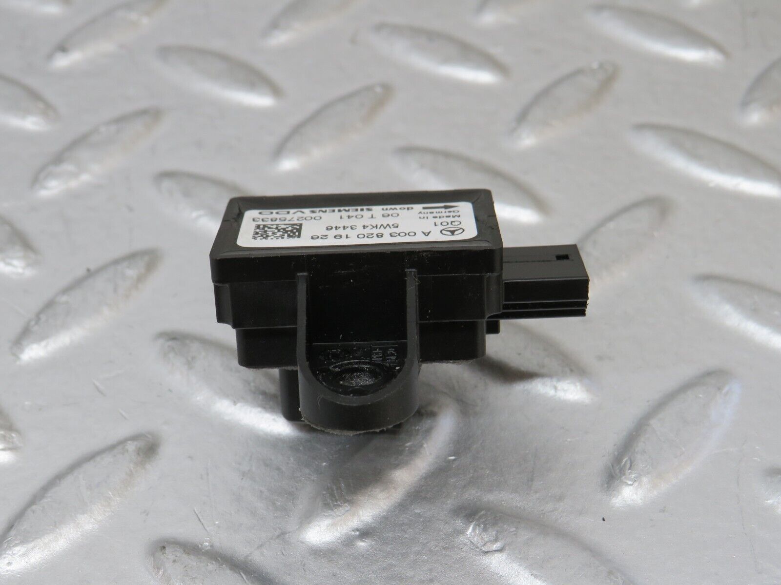 35125 Mercedes-Benz W221 Door Airbag Crash Sensor 0038201926