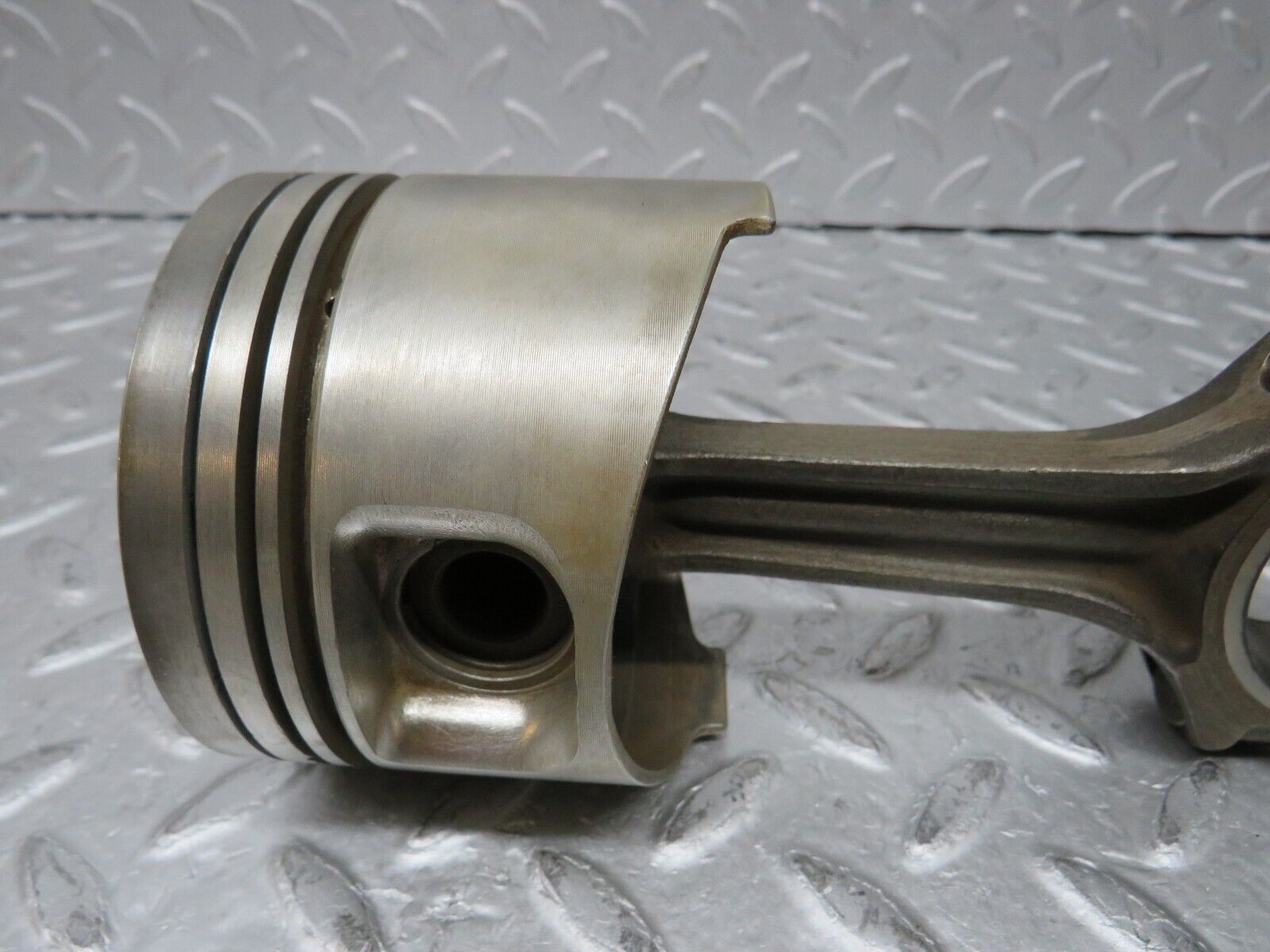 37131 Mercedes-Benz C126 420SEC Coupe Piston With Connecting Rod 92.005 mm