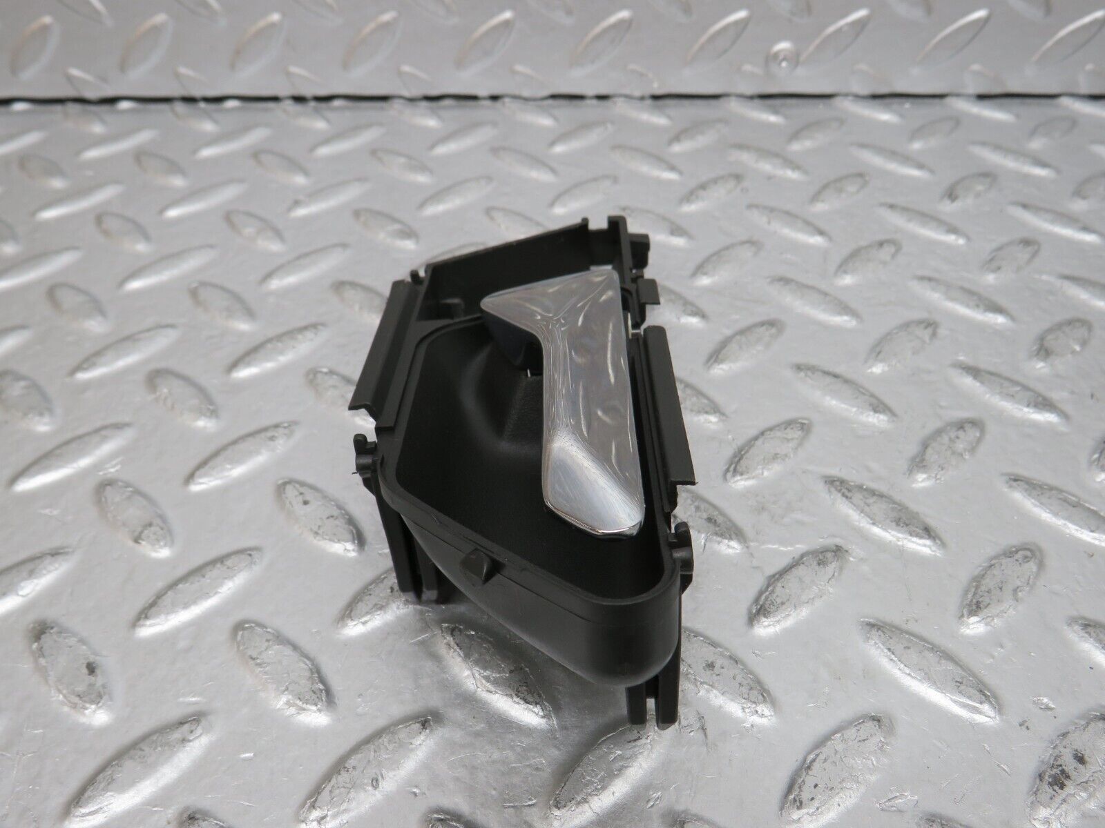 29347 Mercedes-Benz W124 230E Interior Door Handle Front Right 1247600261