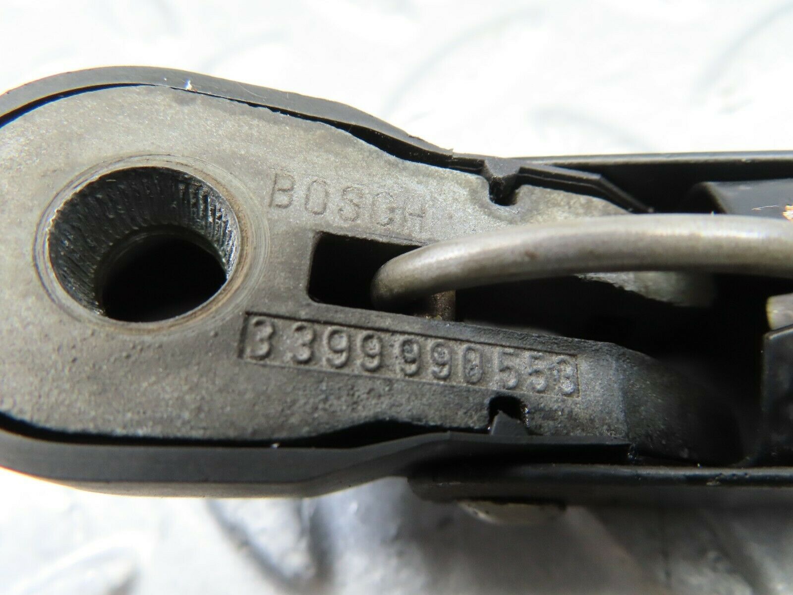 9639 Mercedes-Benz C123 280CE Coupe Wiper Arm Bosch Left 3399990553