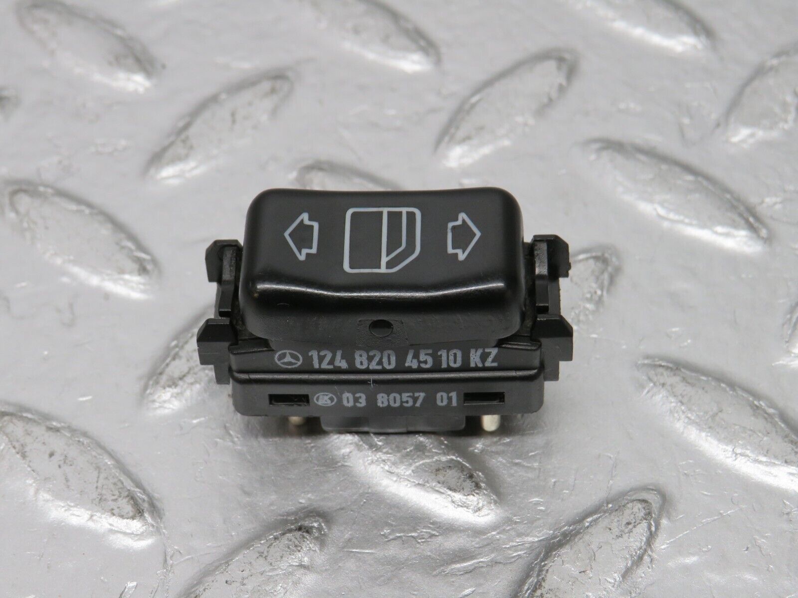 32468 Mercedes-Benz S124 300TE Wagon Electric Window Switch Right 1248204510