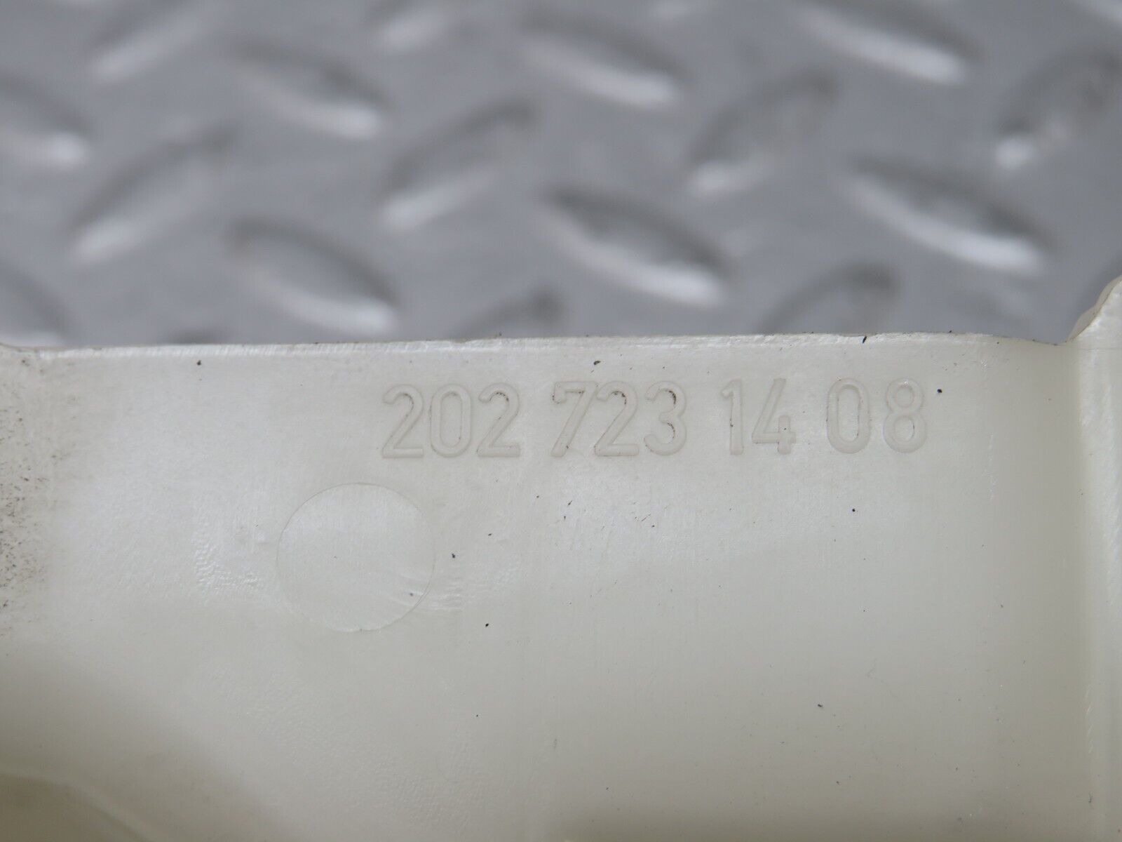 34705 Mercedes-Benz W210 320E Front Door Lock Cover Pair 2027231408 2027231308