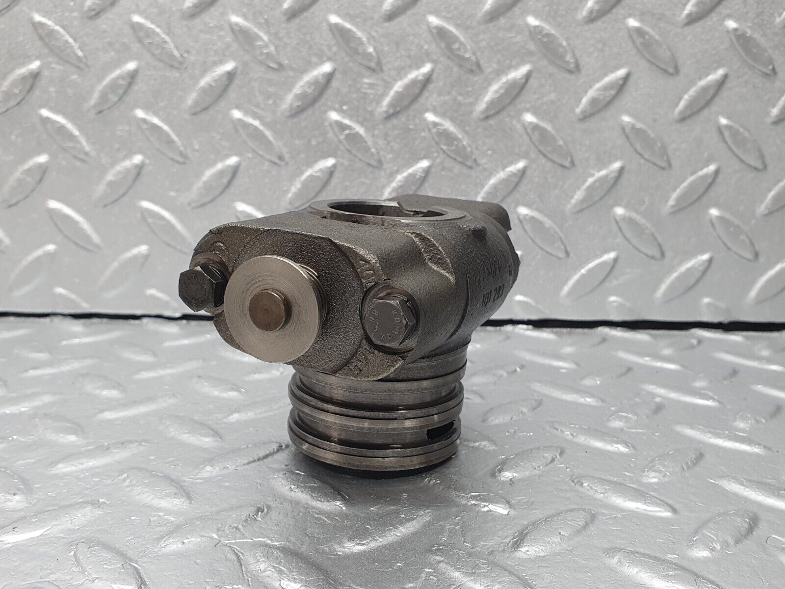 41307 Mercedes-Benz W123 300D Automatic Gearbox Governor 722.118