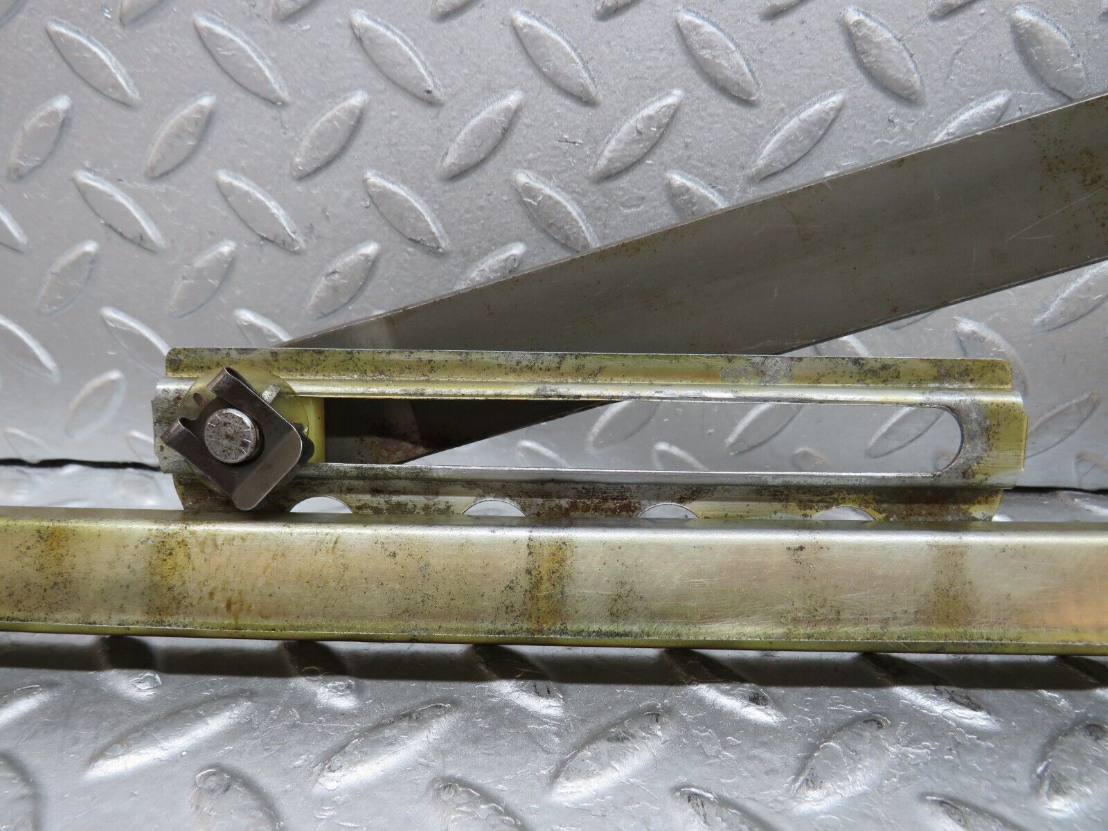 37413 Mercedes-Benz W109 300SEL Rear Left Power Window Regulator