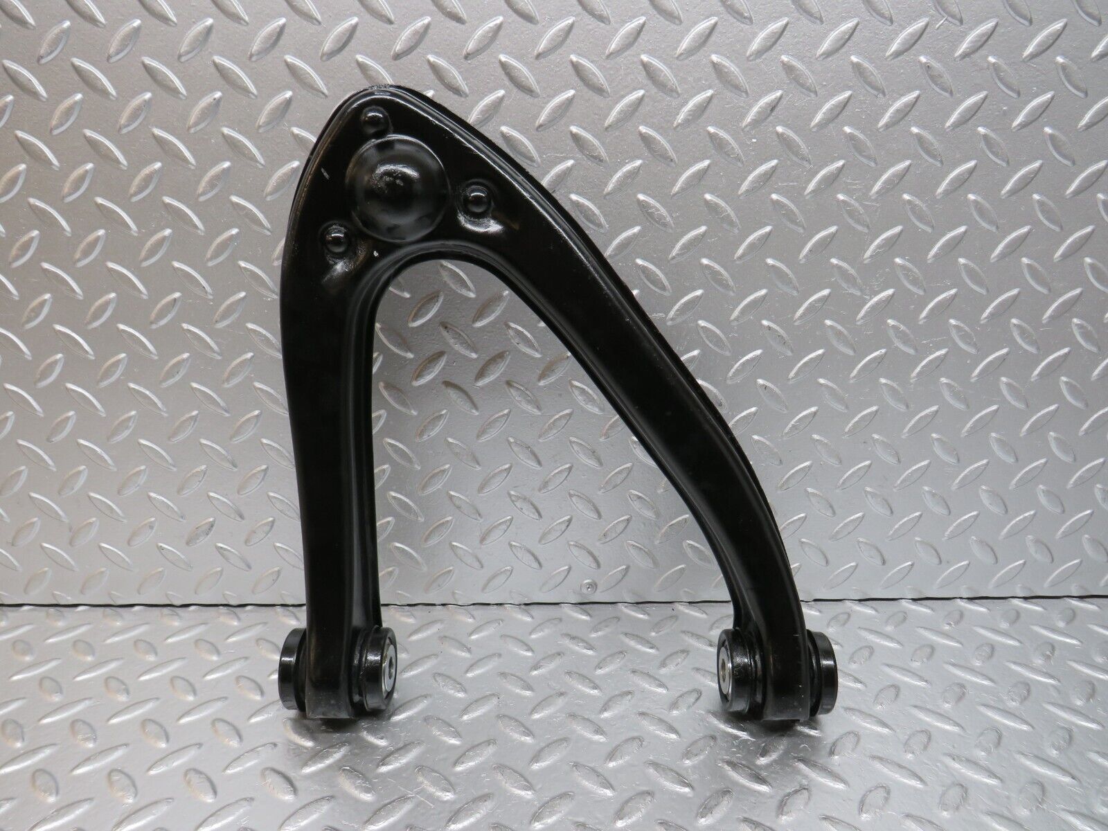 0813 Mercedes-Benz C107 350SLC Coupe Upper Control Arm Front Left