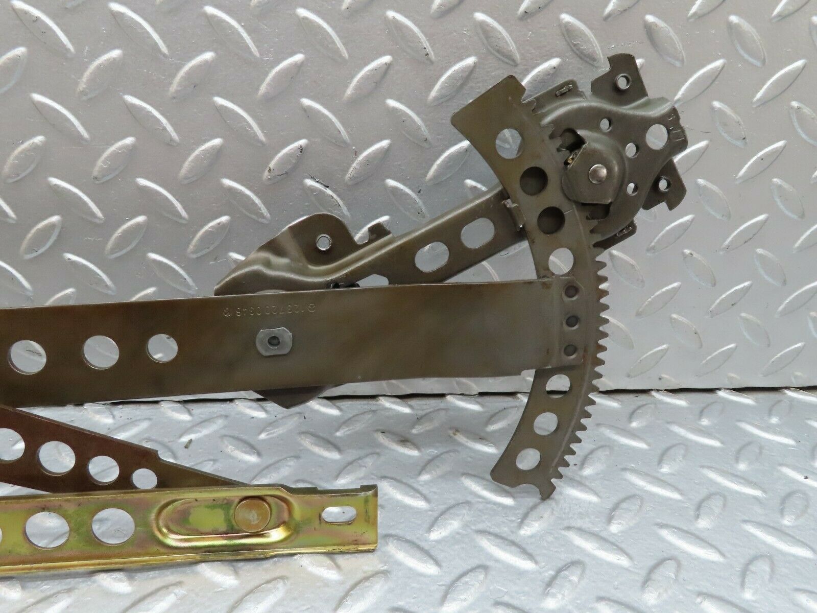 18043 Mercedes-Benz W123 200 Front Left Manual Window Regulator 1237200346