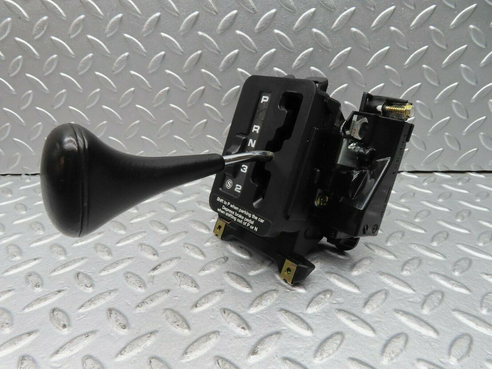 16287 Mercedes-Benz W124 260E Gear Shift Selector 1242670206