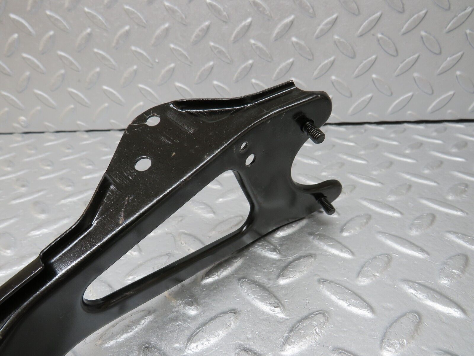 36543 Mercedes-Benz W201 190E 2.0L Steering Column Bracket