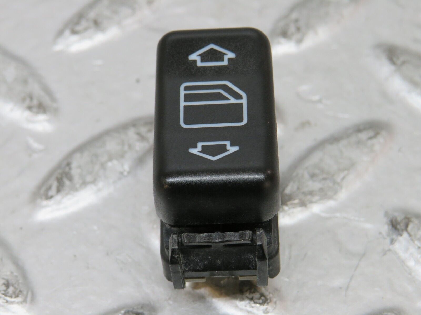 26410 Mercedes-Benz C124 220CE Electric Window Switch Right 1248209410