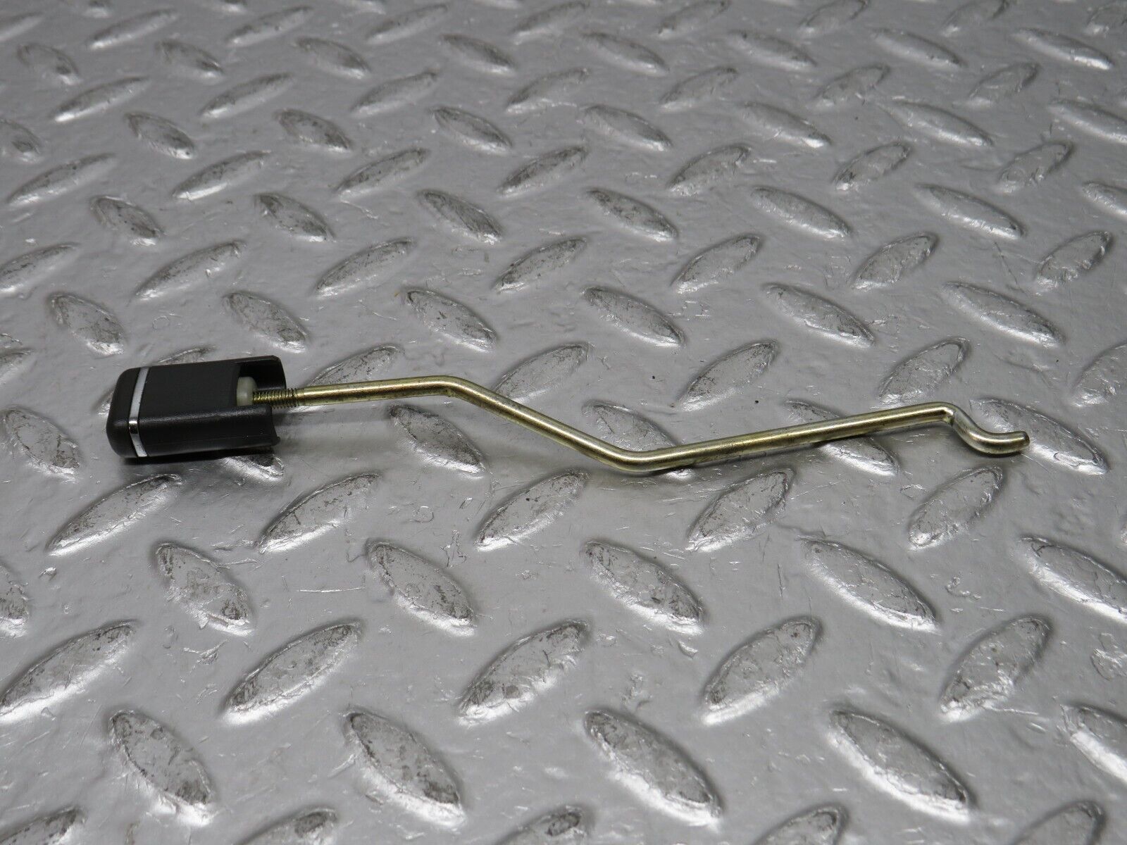 32283 Mercedes-Benz W220 S430 Front Left Door Lock Knob Handle