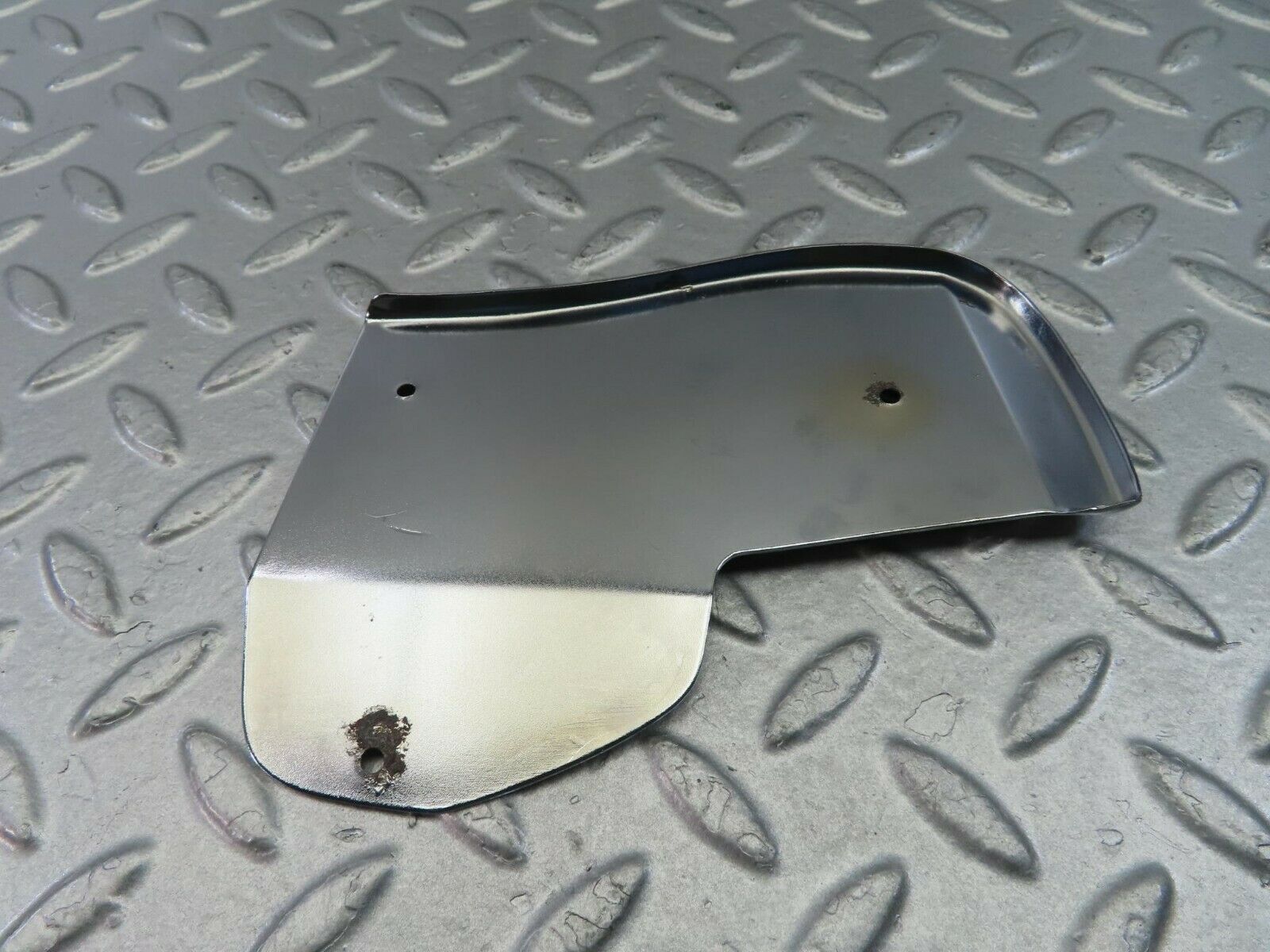 10117 Mercedes-Benz C123 230CE Coupe Door Chrome Cover Left